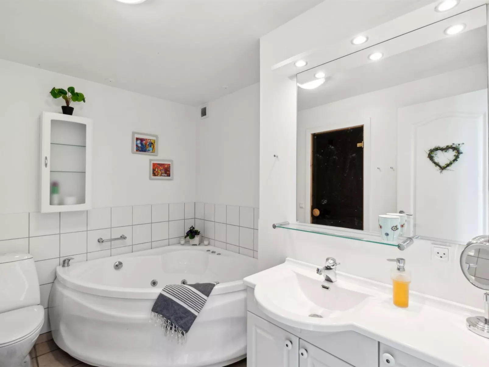 "Isbiorn" - 300m from the sea-Binnen