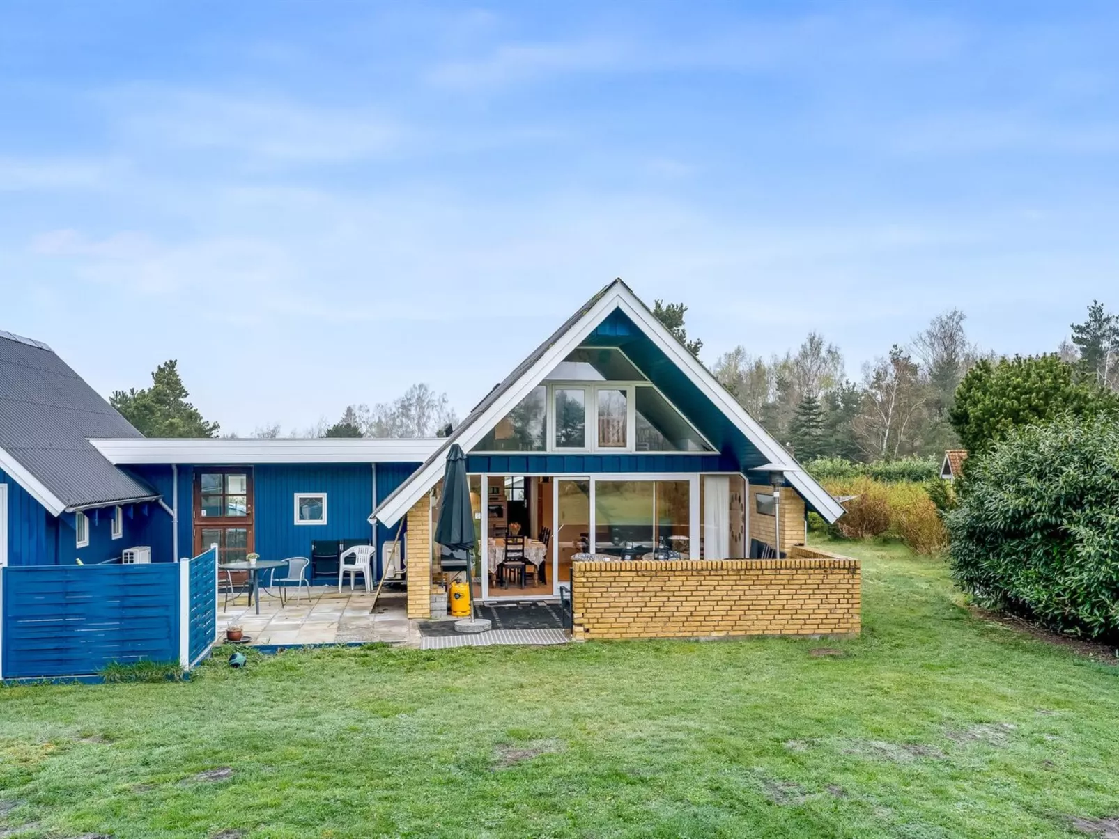 "Fredger" - 450m from the sea-Buiten