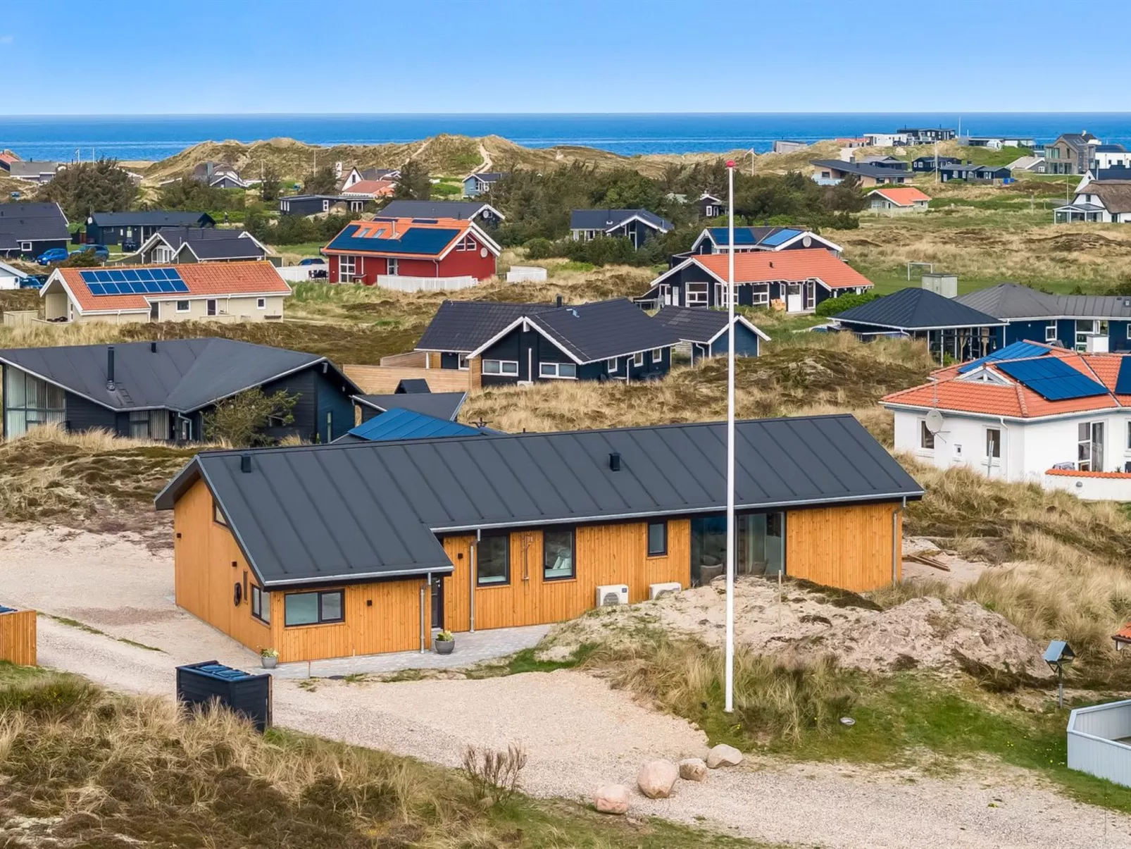 "Helga" - 650m from the sea-Buiten