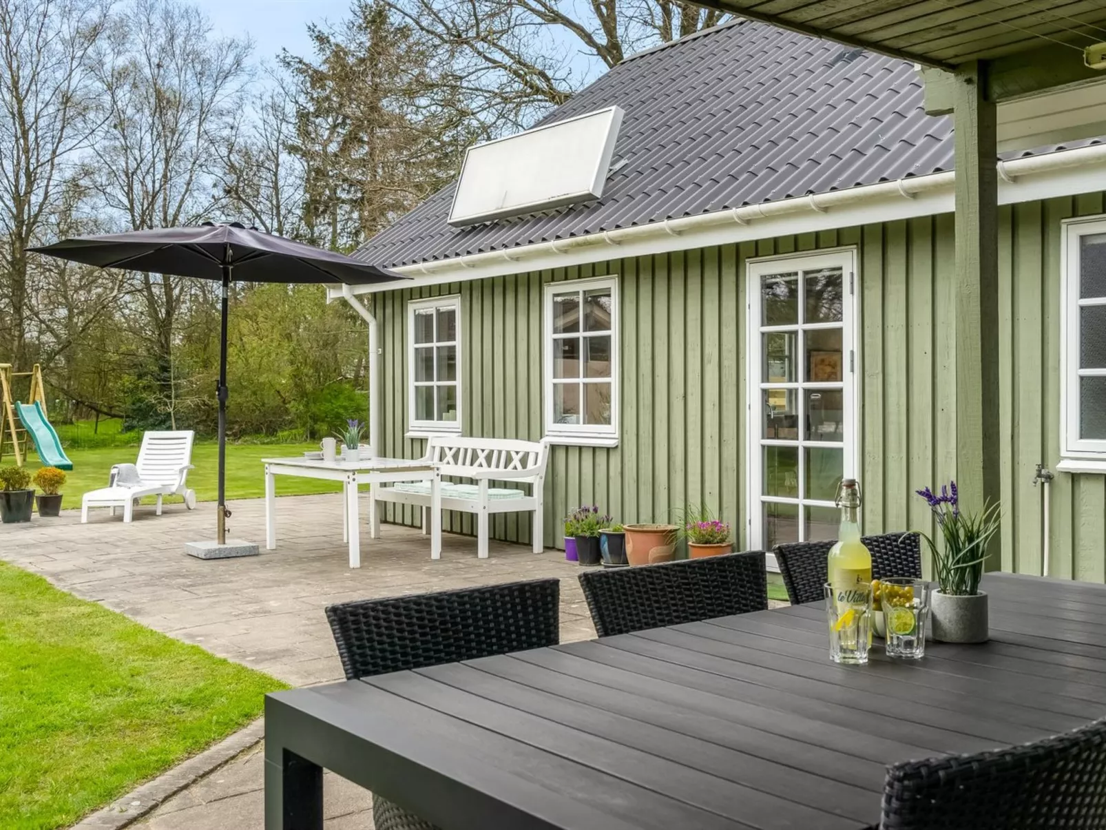 "Hinrich" - 750m from the sea-Buiten