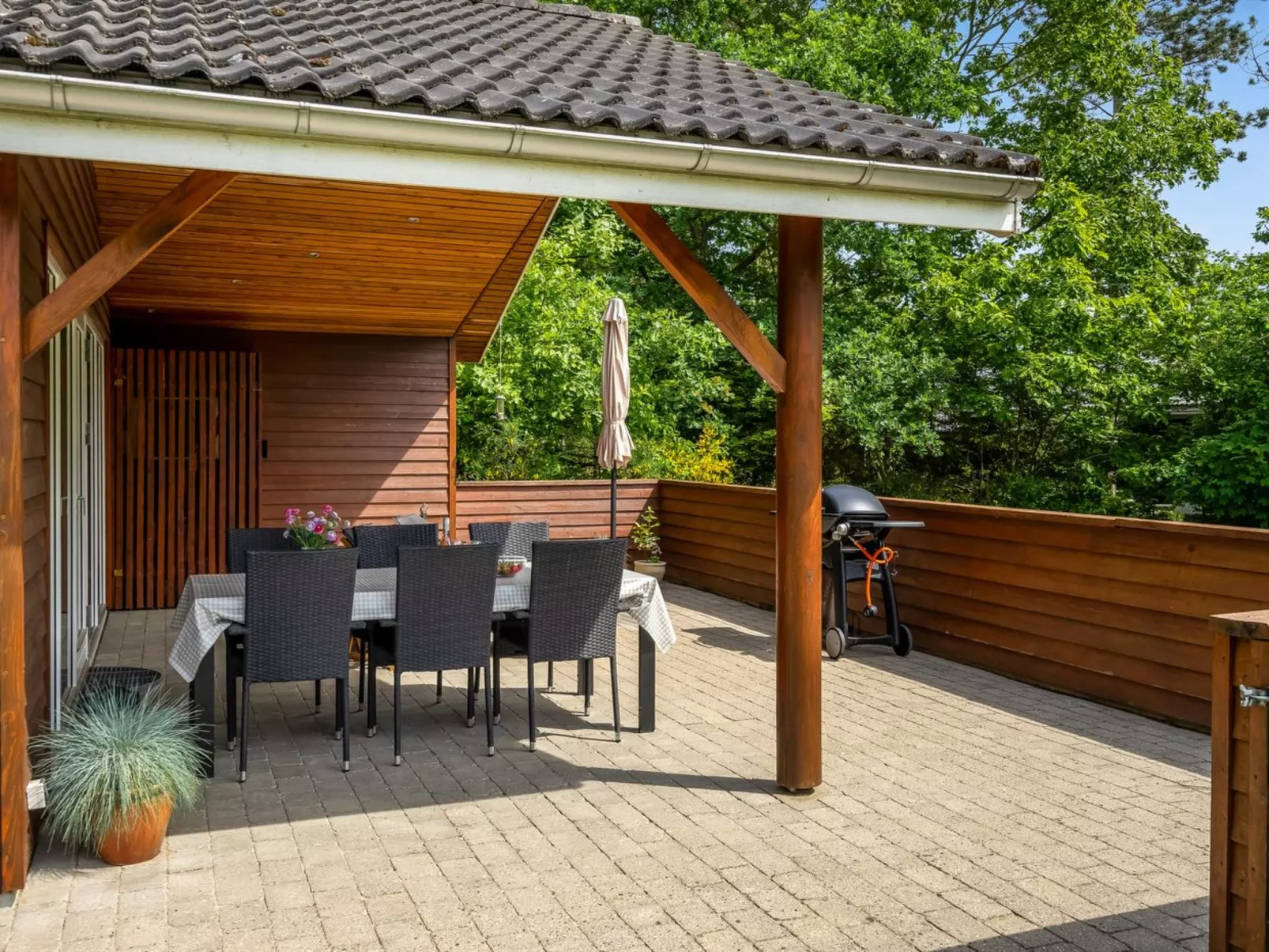 "Mauri" -  from the sea-Buiten