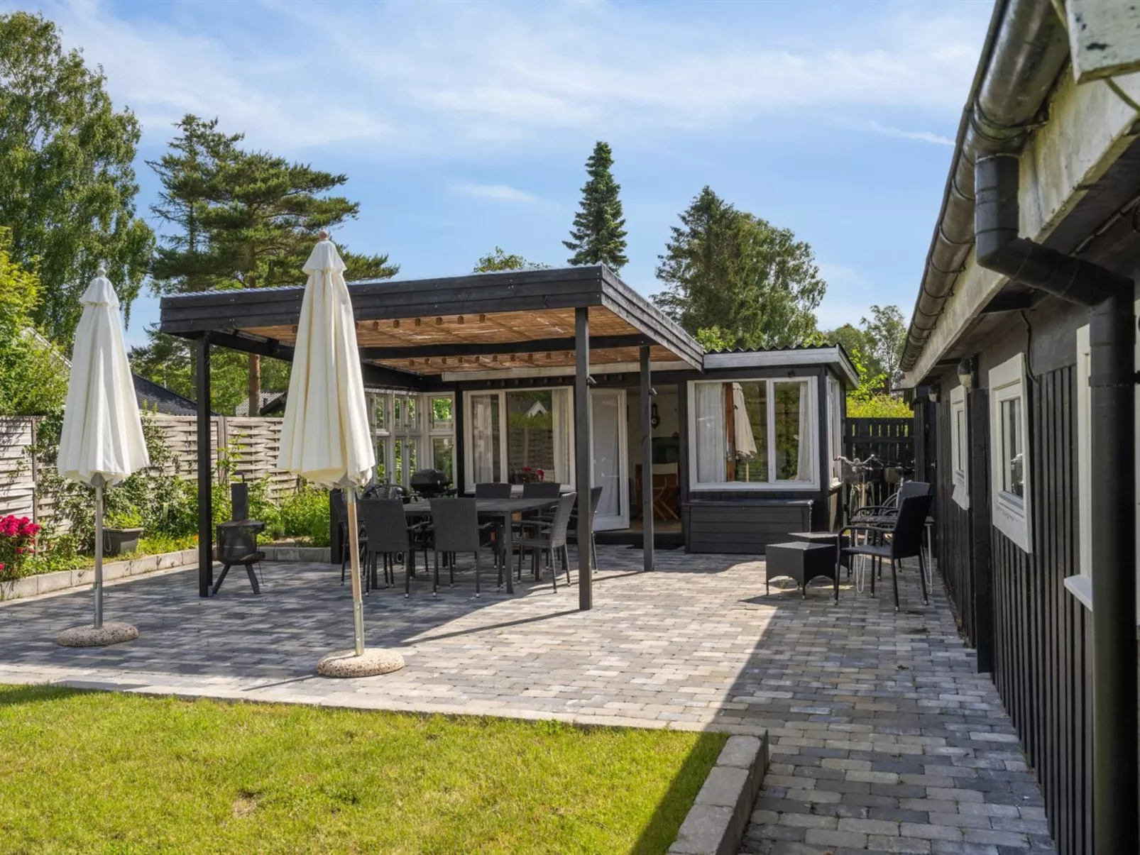 "Antonie" - 700m from the sea-Buiten