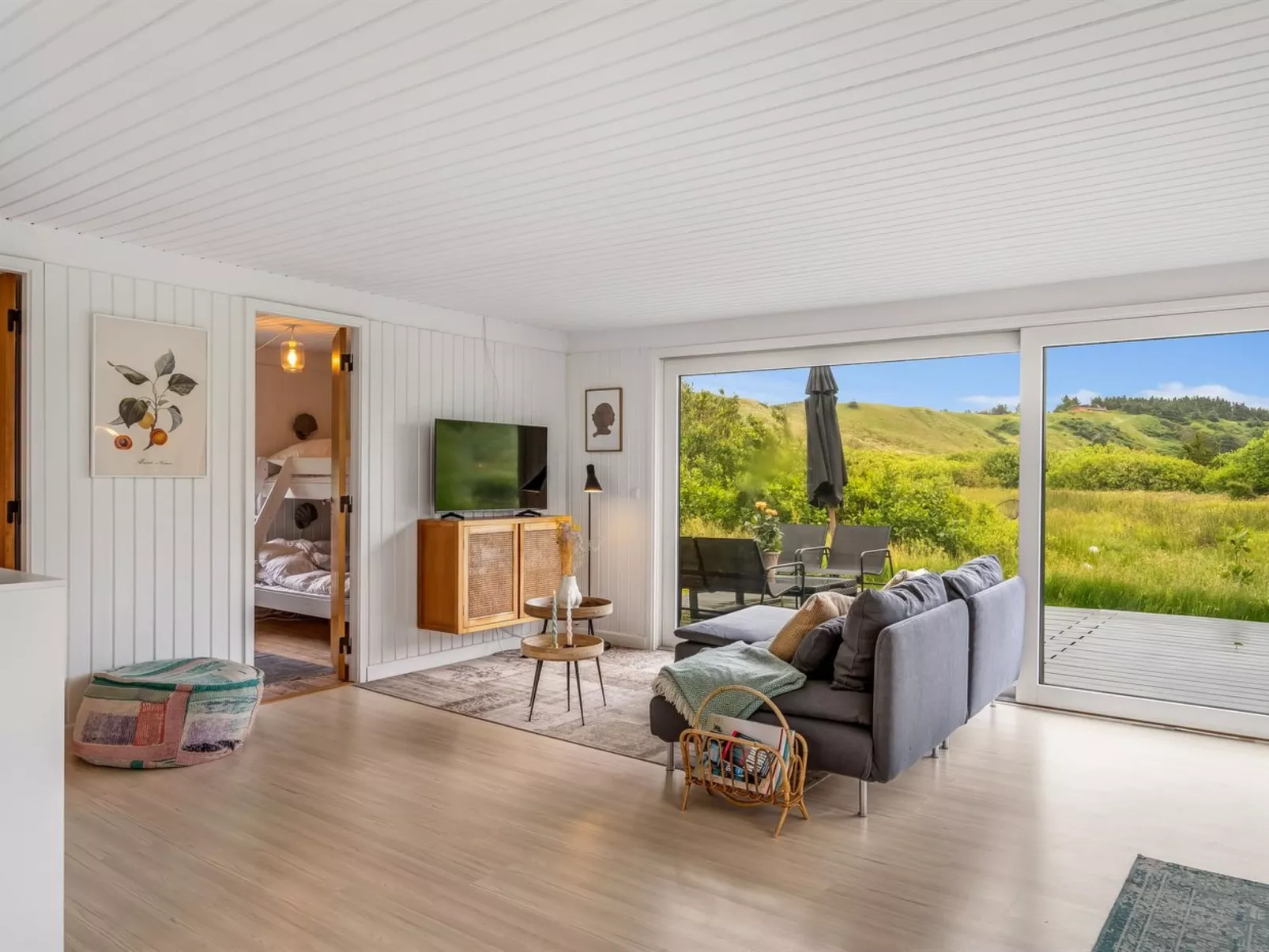 "Mintha" - 400m from the sea-Binnen