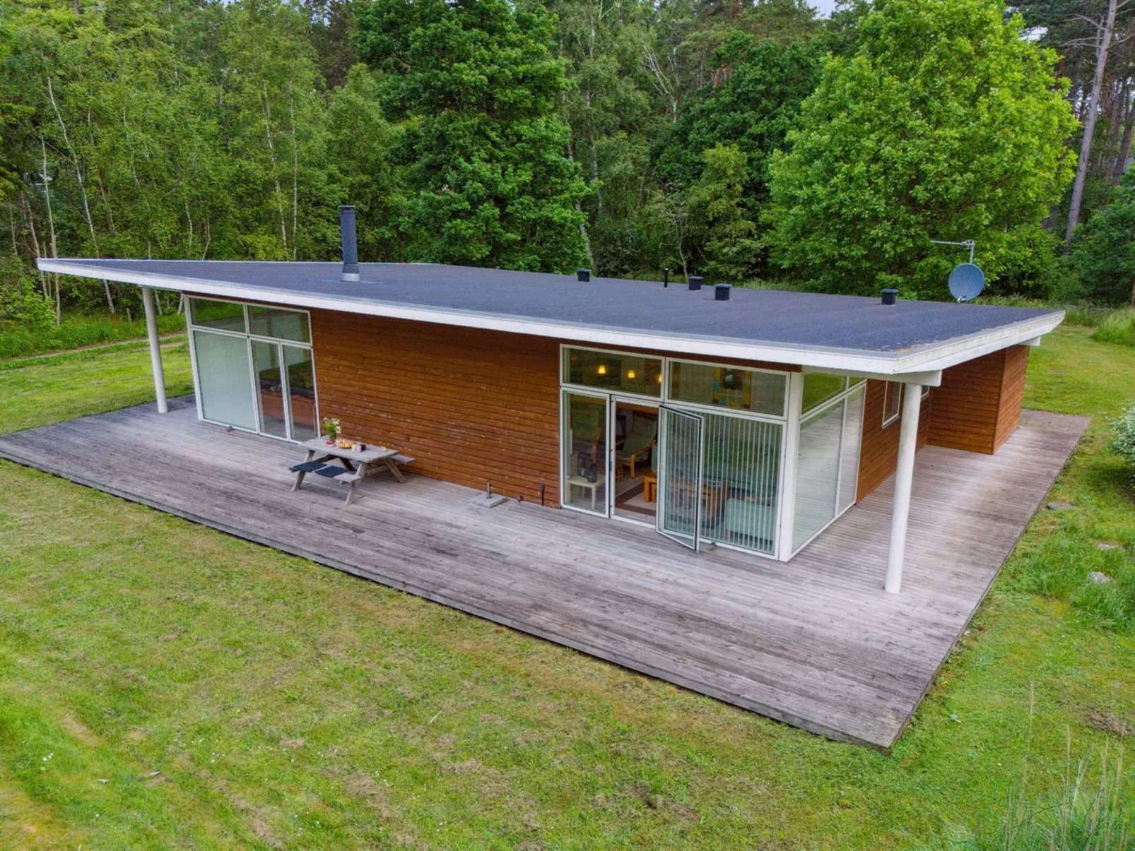 "Dagny" - 100m from the sea-Buiten