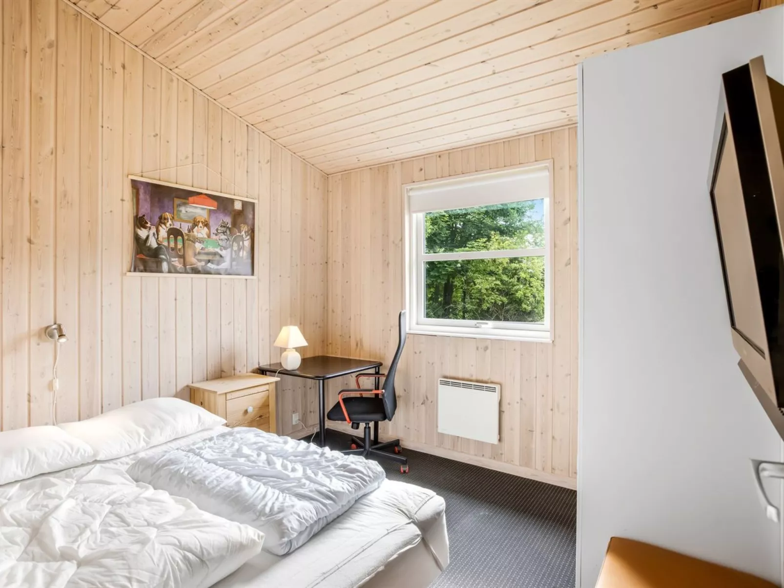 "Felina" -  from the sea-Binnen