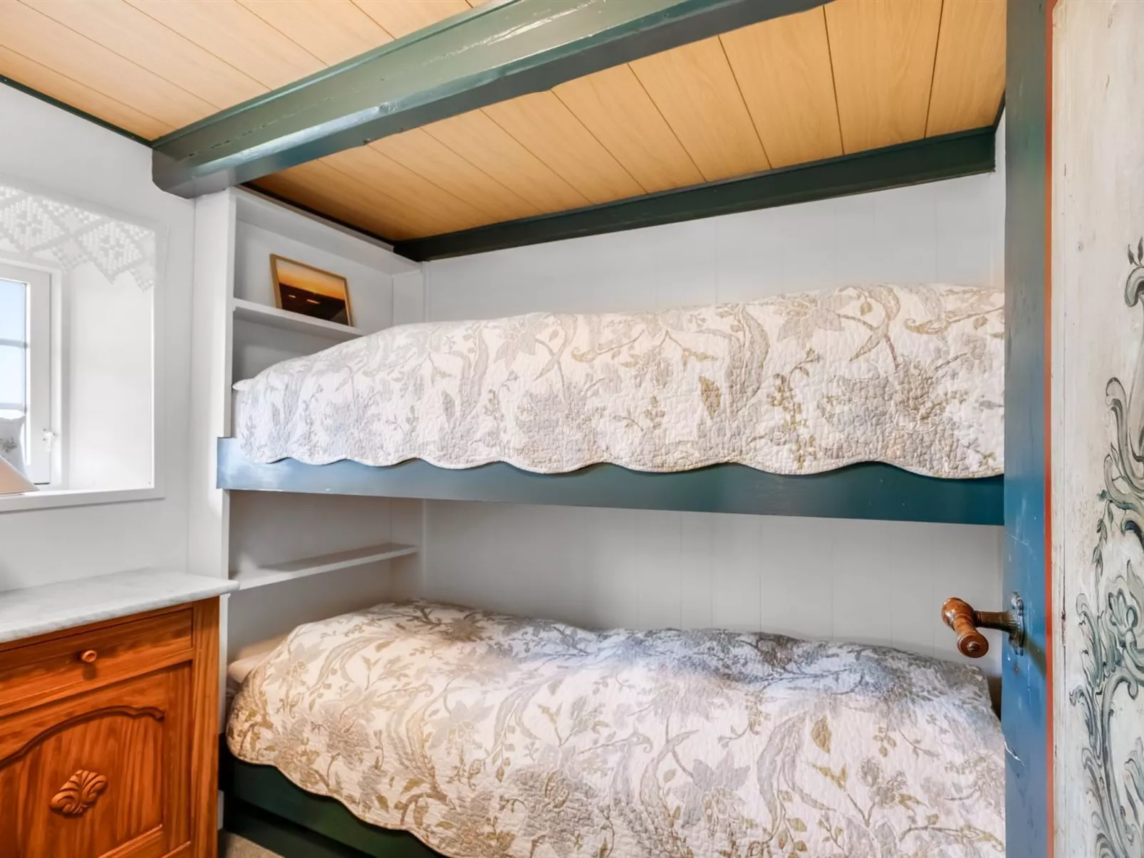 "Vili" - 100m from the sea-Binnen