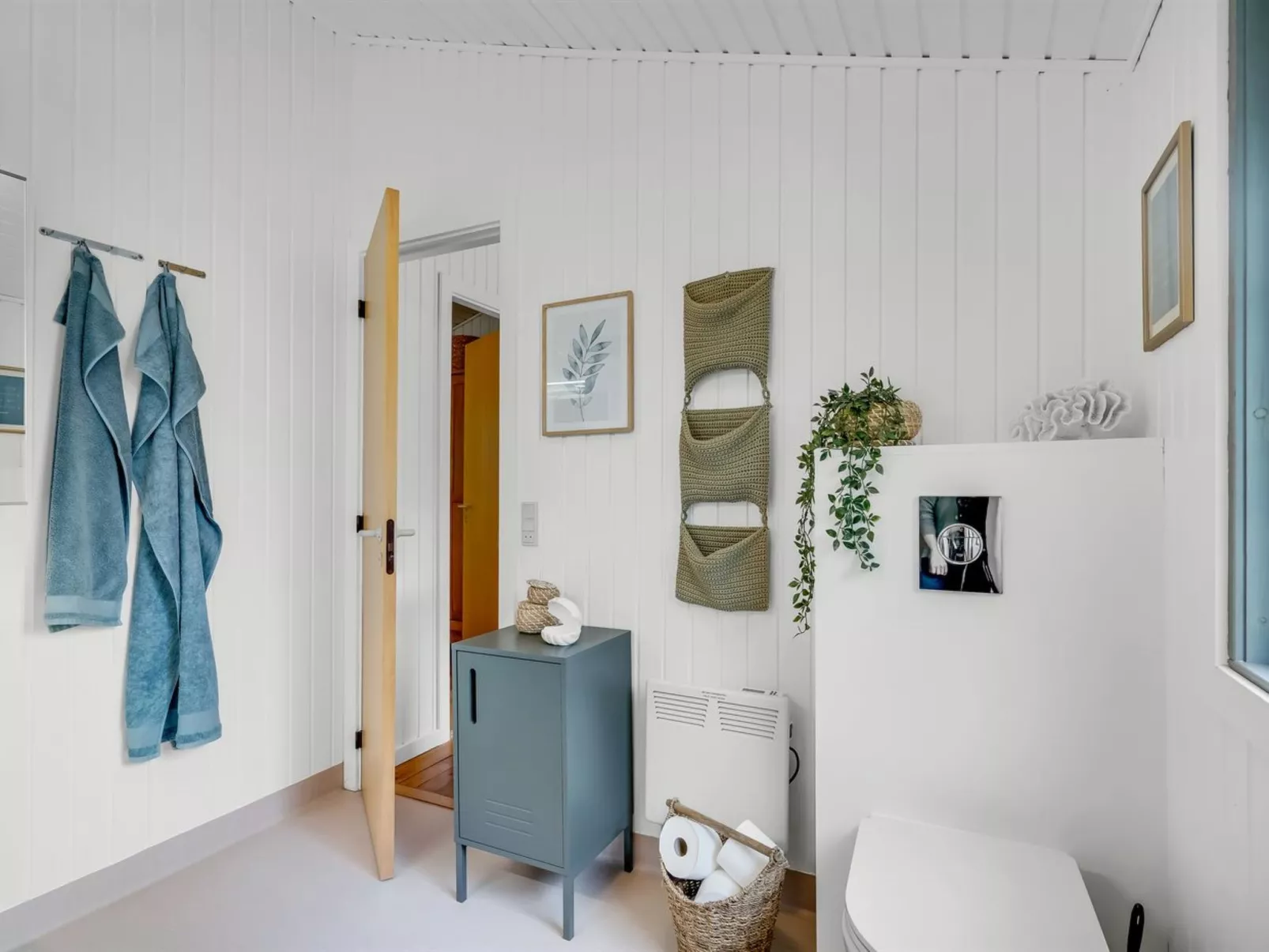 "Aleida" - 400m from the sea-Binnen