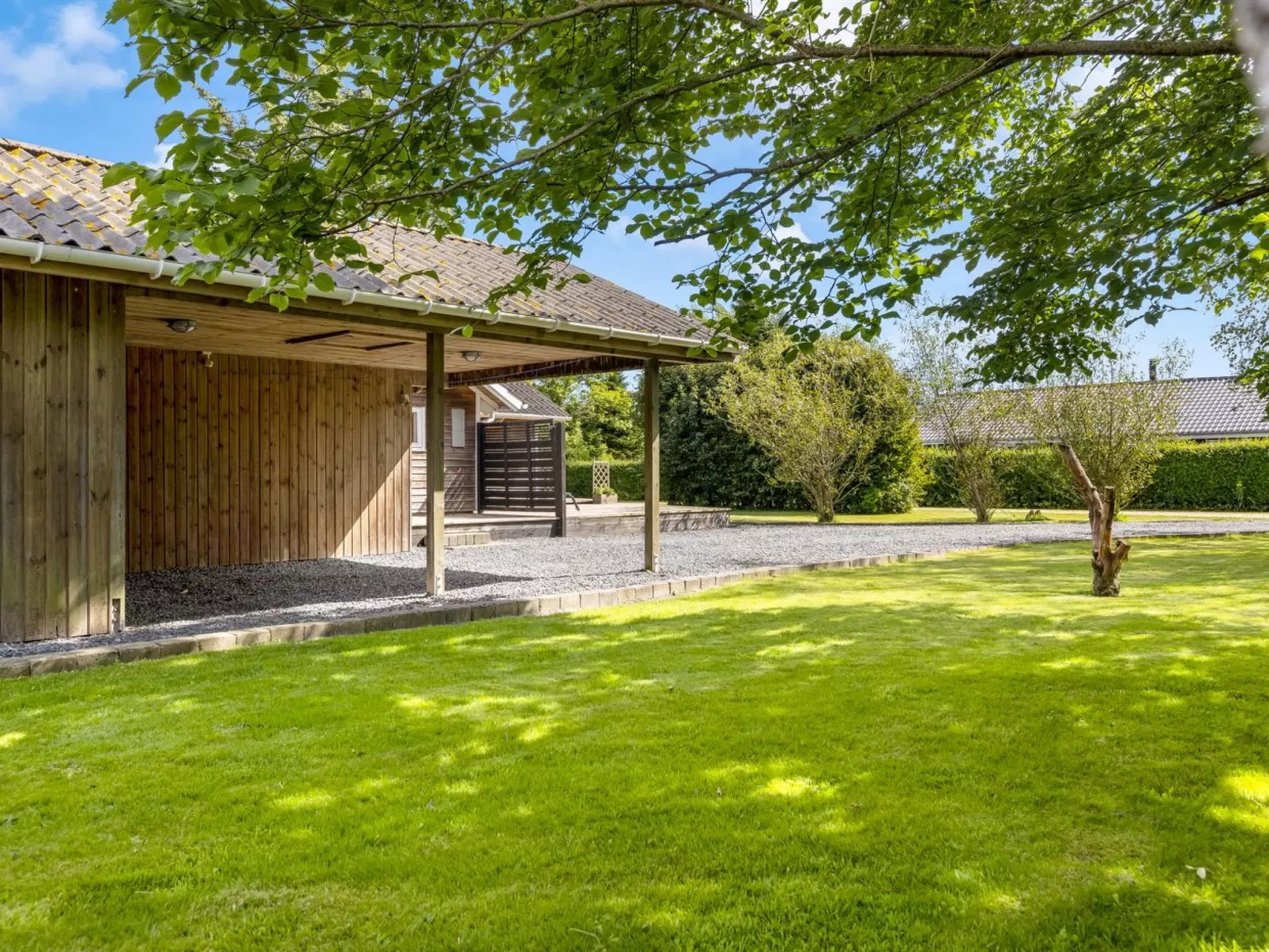 "Sylwia" - 250m to the fjord-Buiten