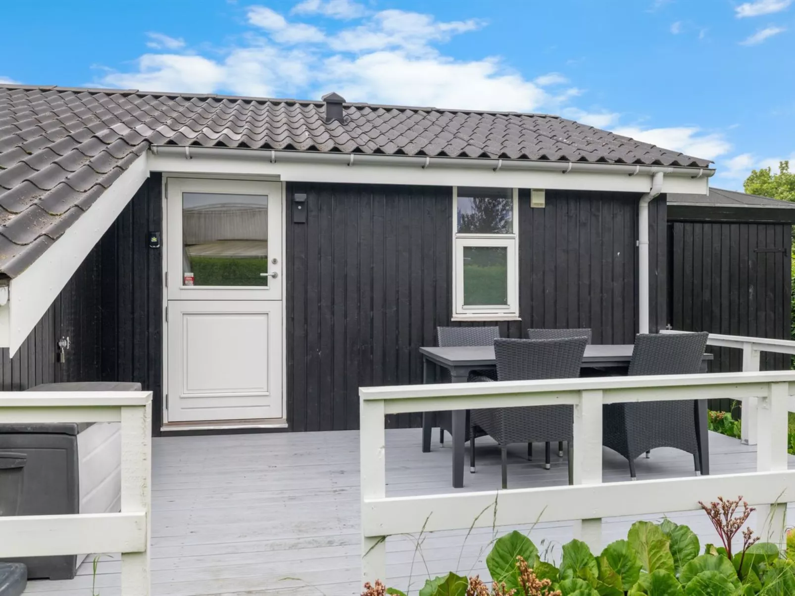 "Maaria" - 400m from the sea-Buiten