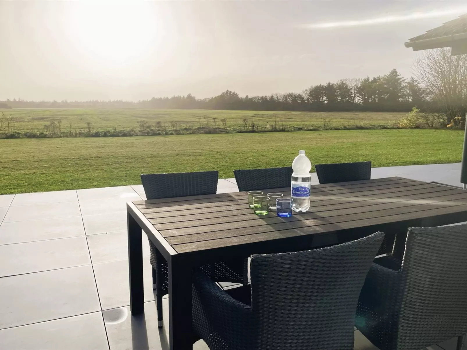 "Corina" - 850m to the fjord-Buiten