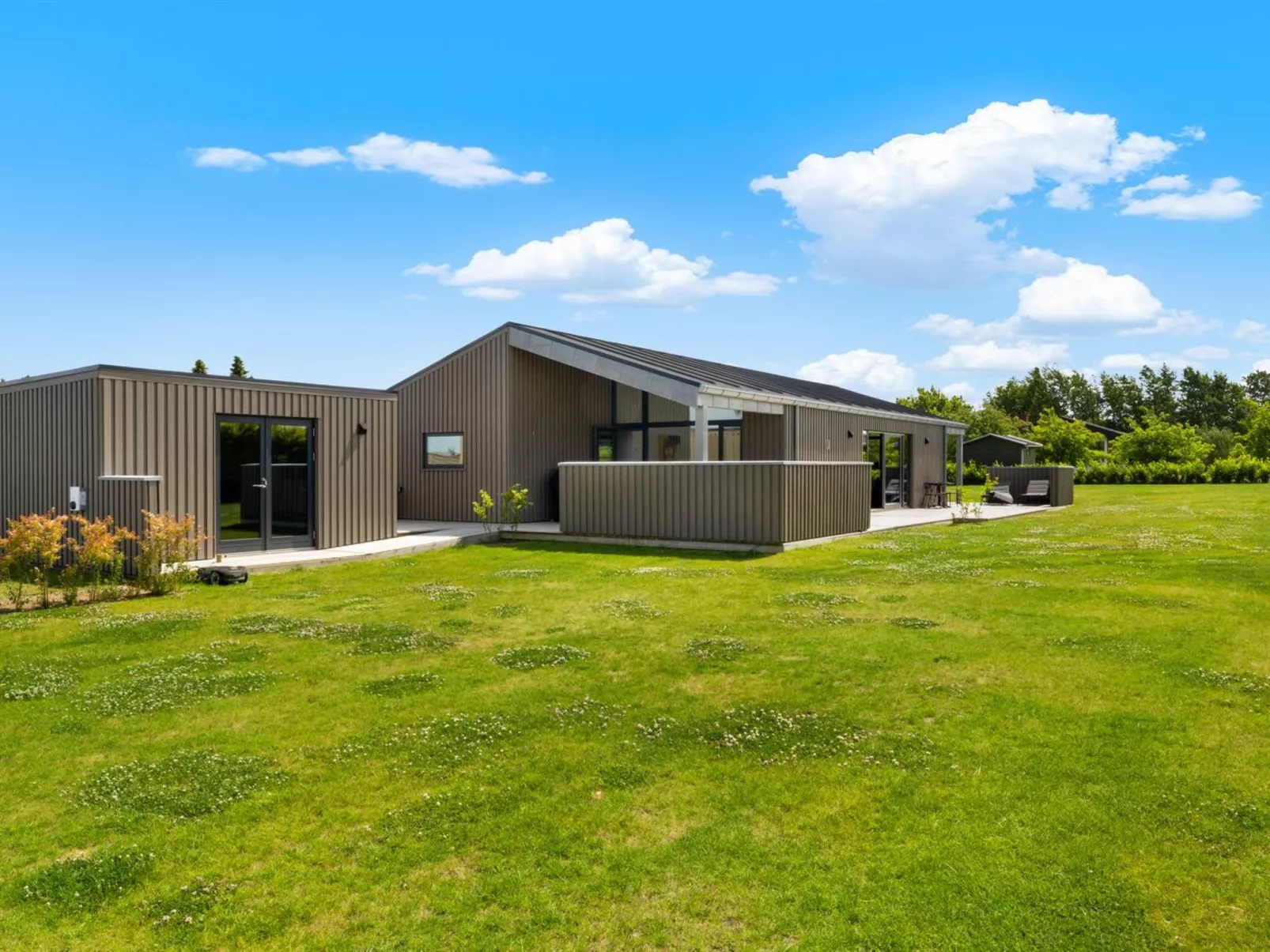 "Tydkil" - 250m from the sea-Buiten