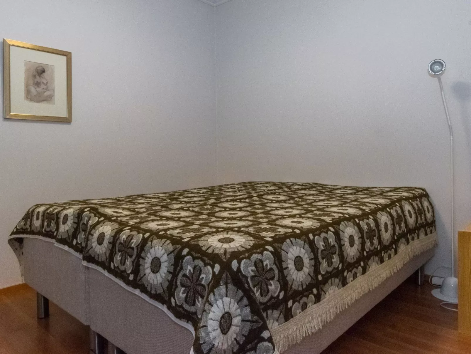 Saariseläntie 8 b 7-Binnen