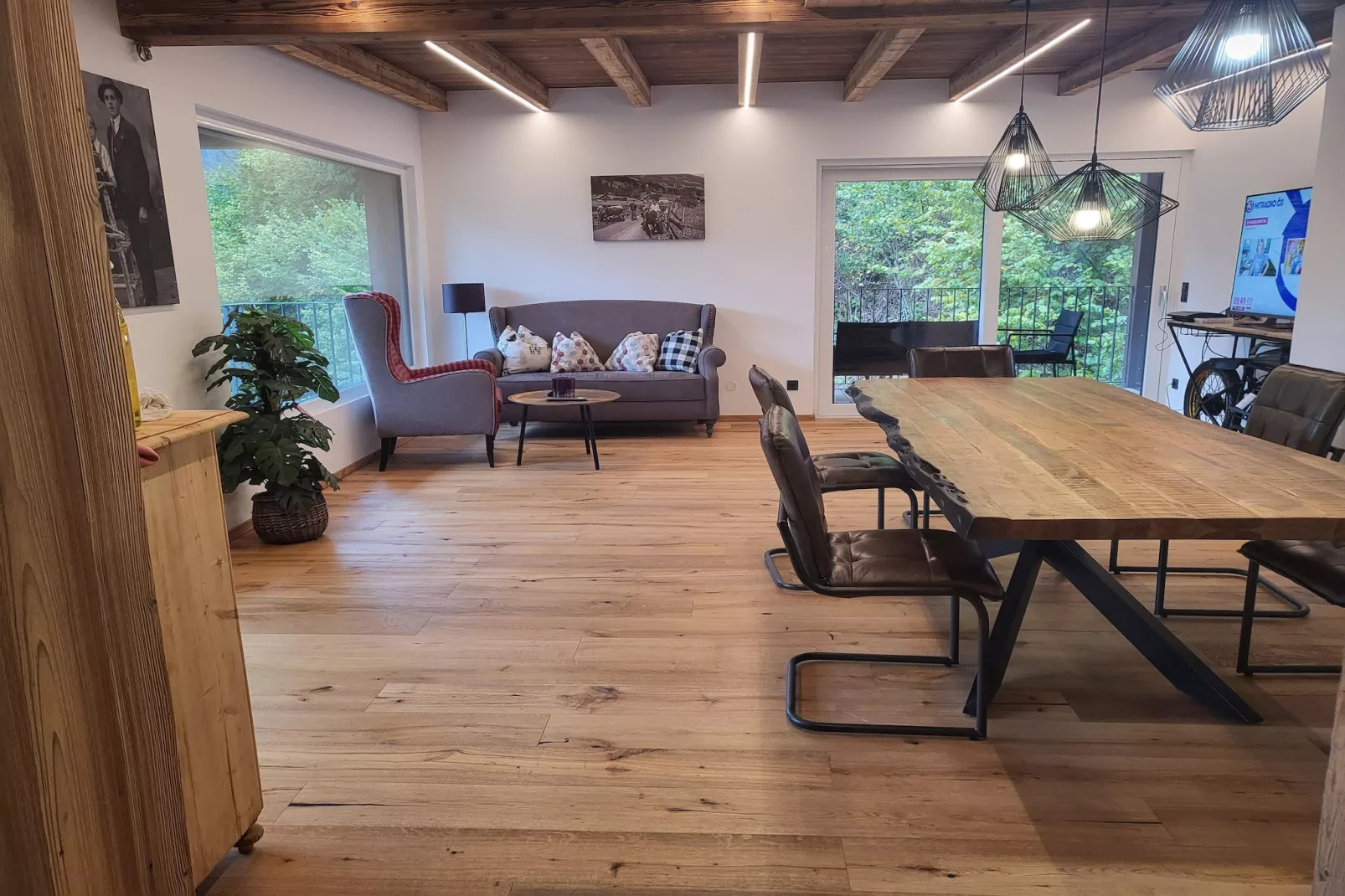 Appartement Tauernfenster-Eetkamer