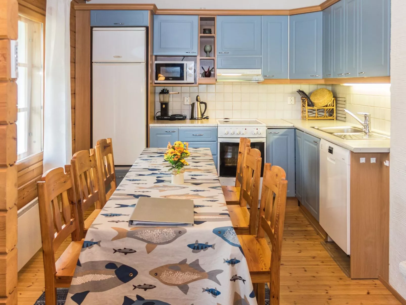 Pyhäjärven loma-Binnen