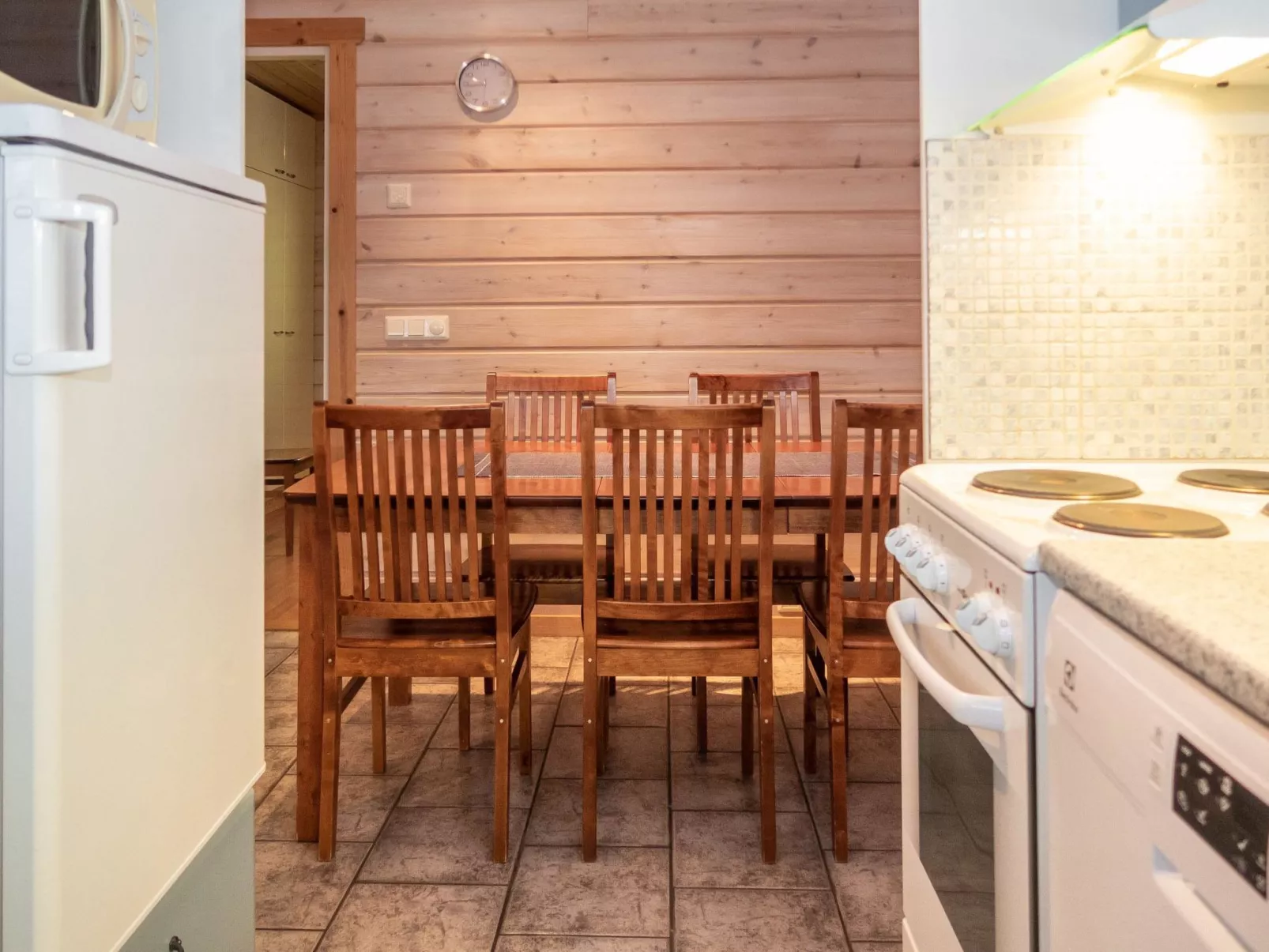 Ruka snow and sun 2-Binnen