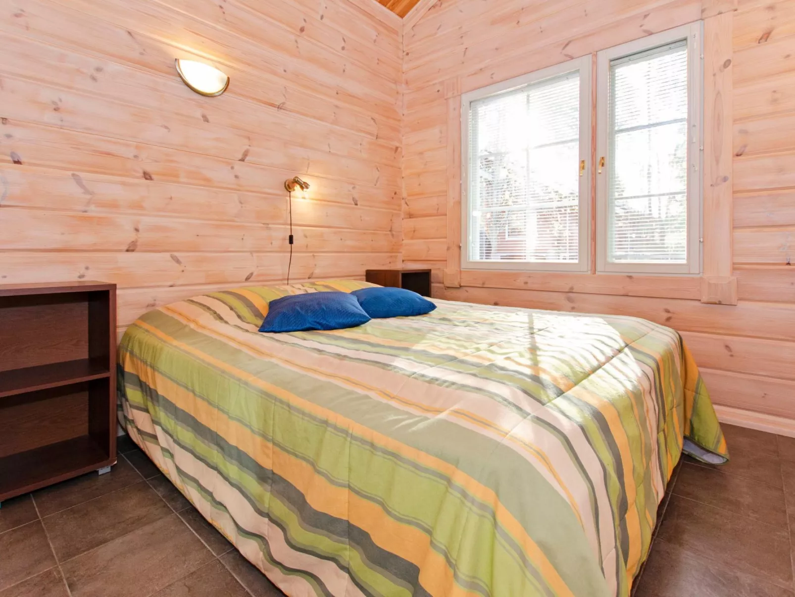 Amero purnu 2-Binnen