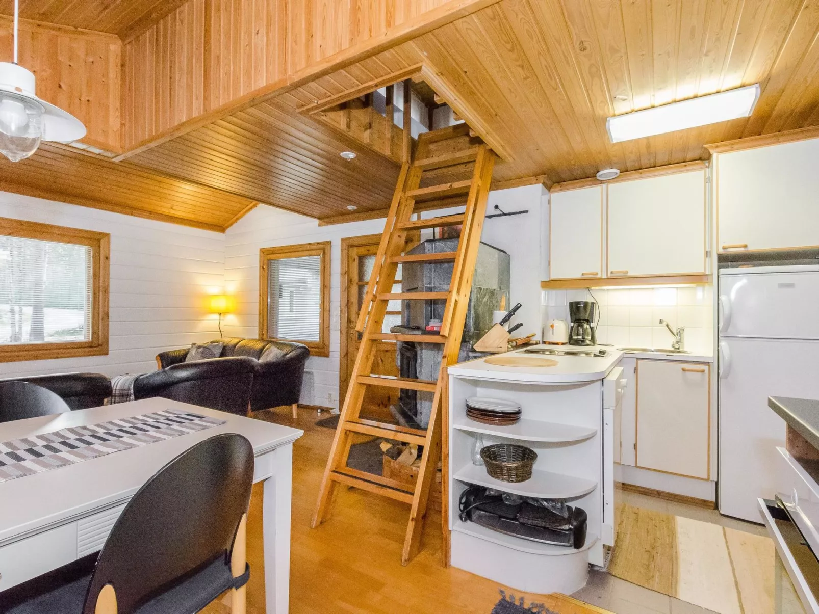 Karjalan veikko 2 b-Binnen