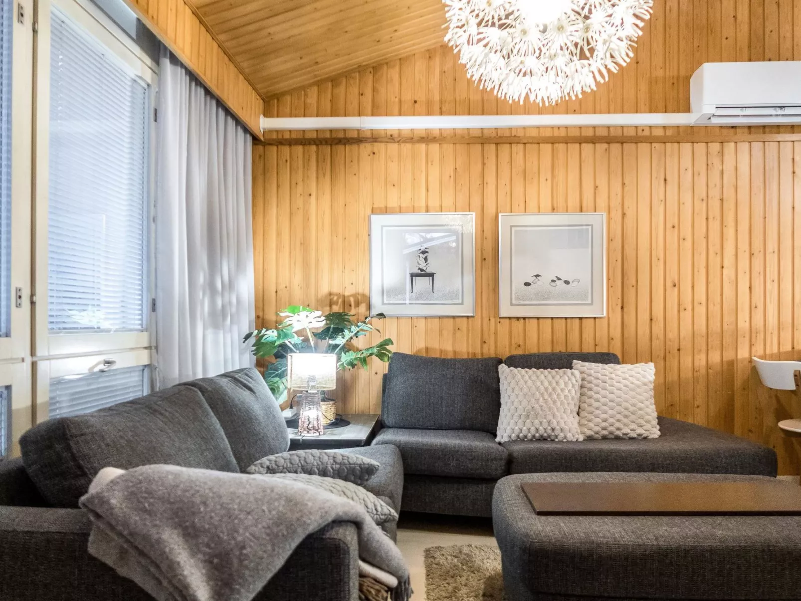 Lomakatti 10b-Binnen