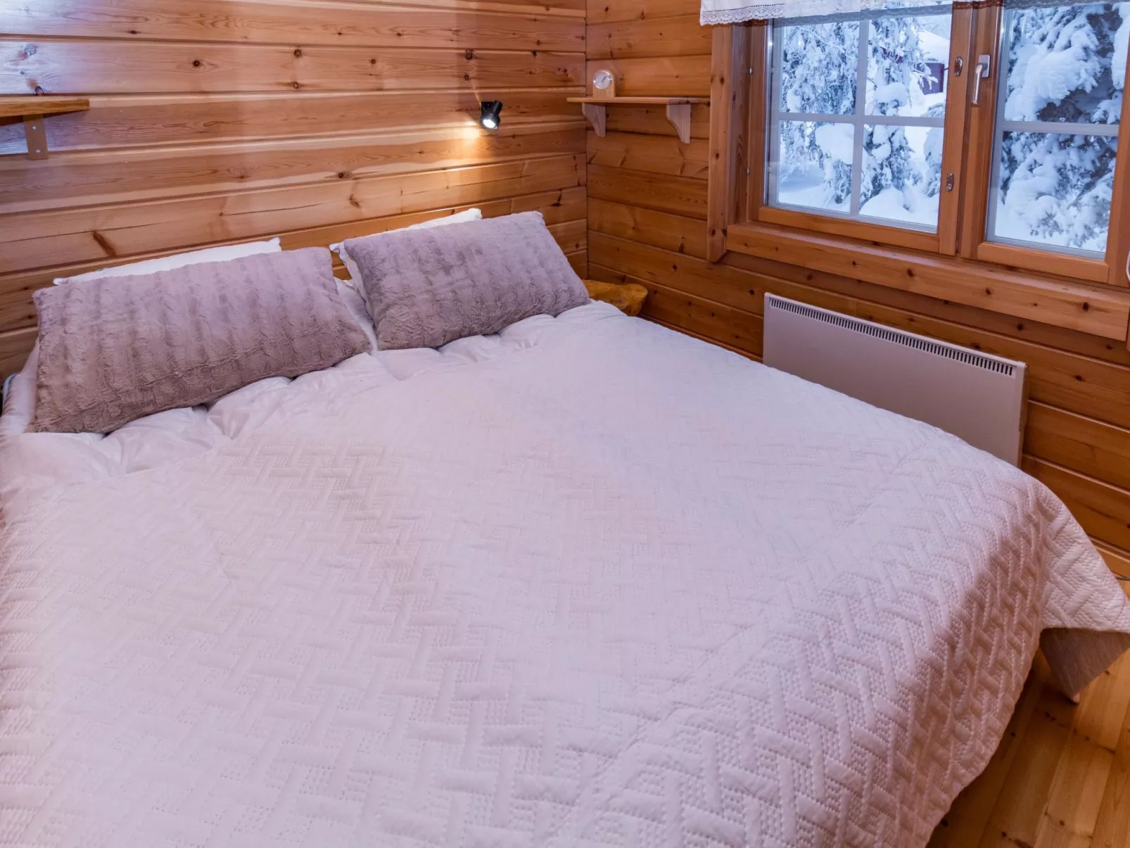 Pohjaslahdentie 17 b-Binnen