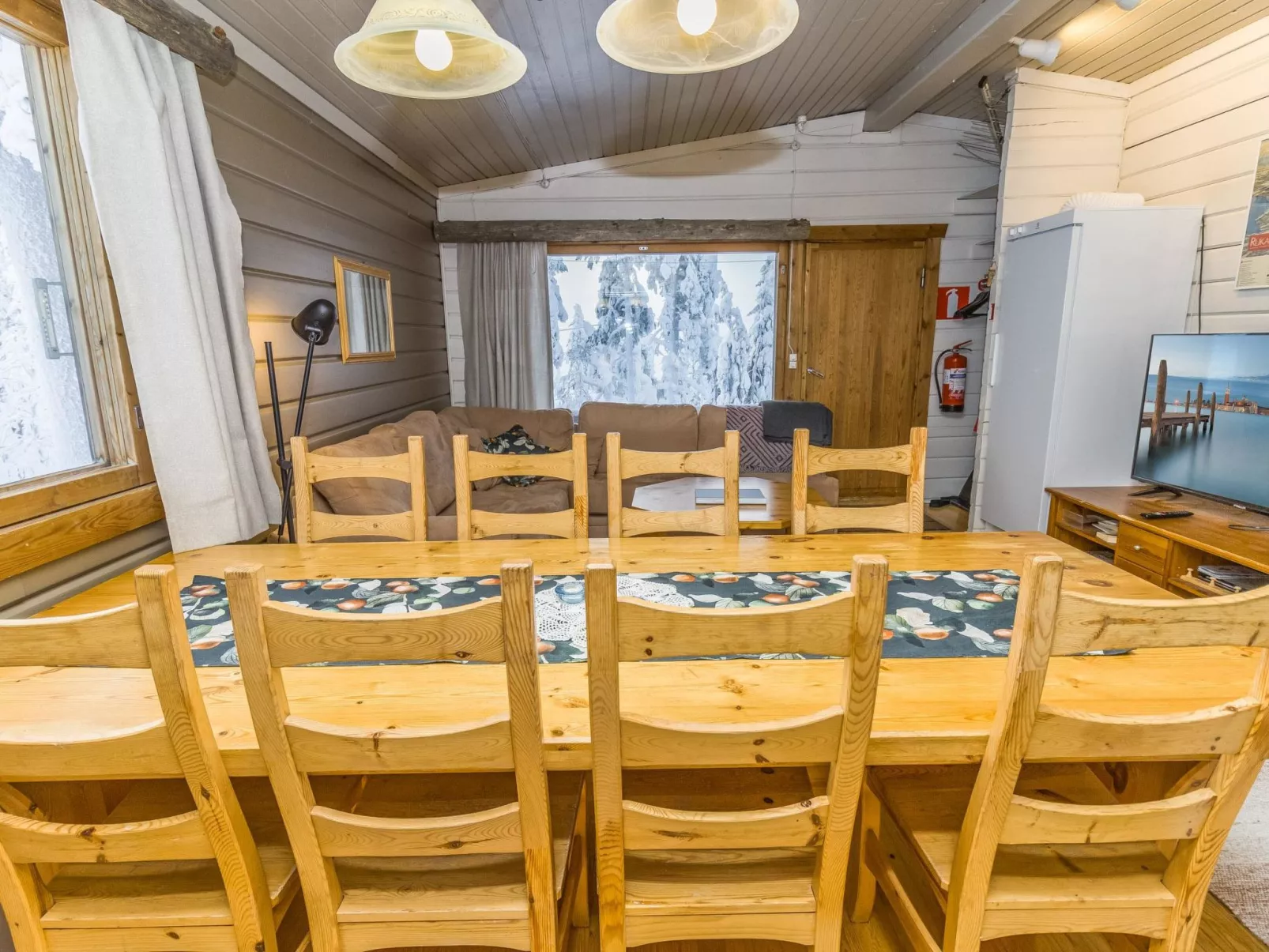 Kelokaltiokylä 29-Binnen