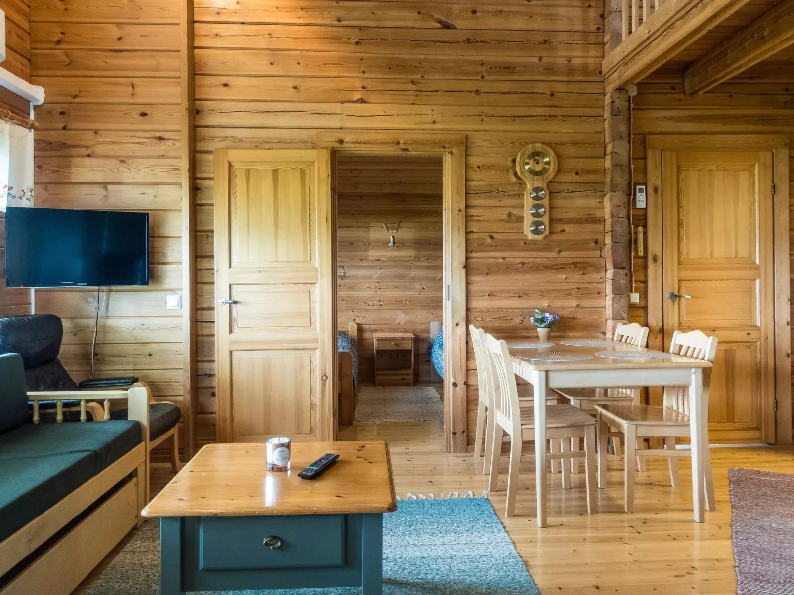 Mansikkaranta 2-Binnen