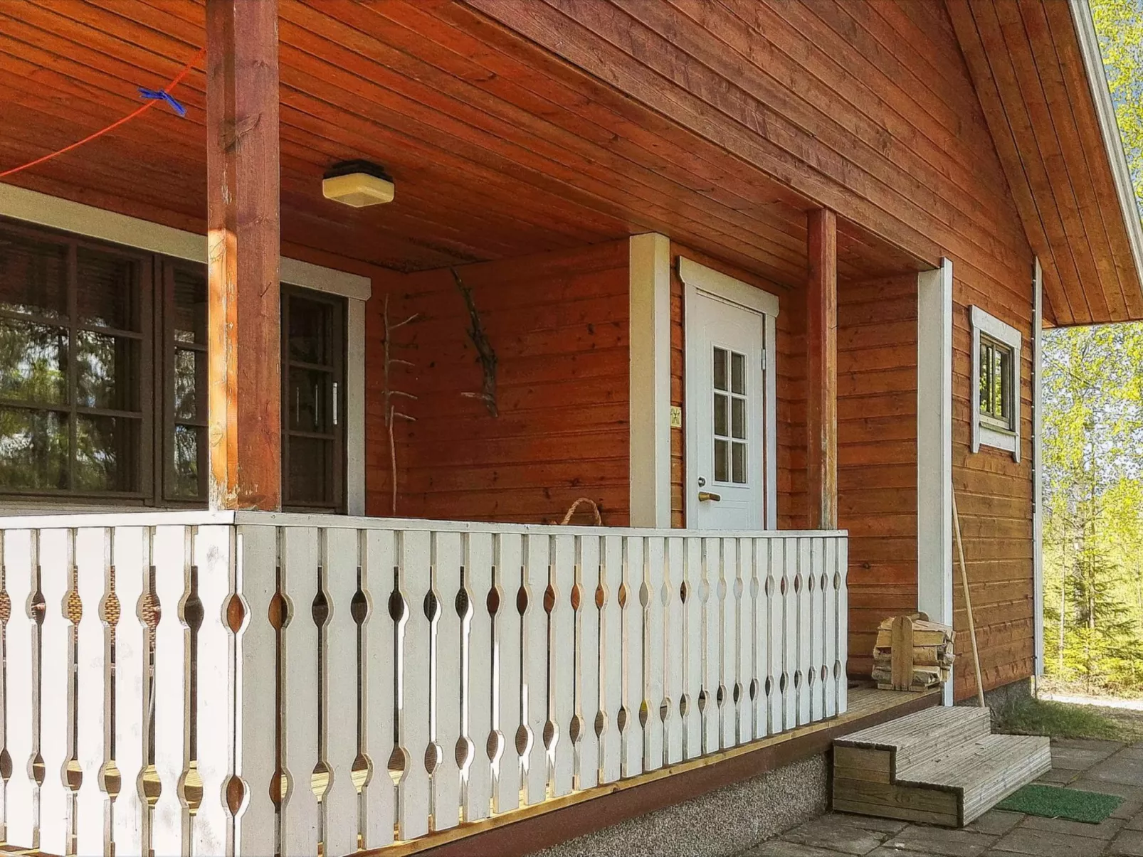 Aamunsarastus-Binnen