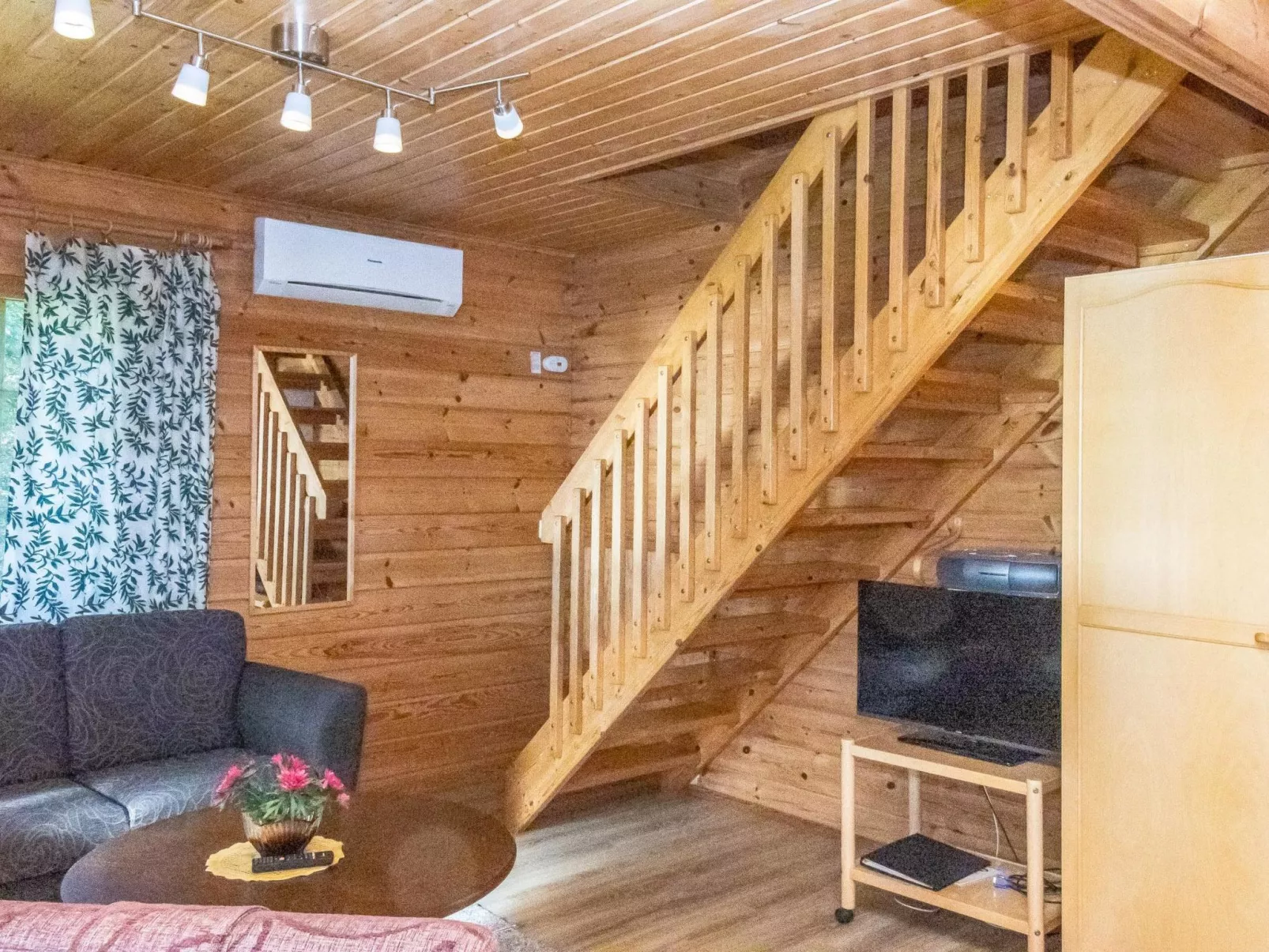 Rinnepelto lomamökit-Binnen