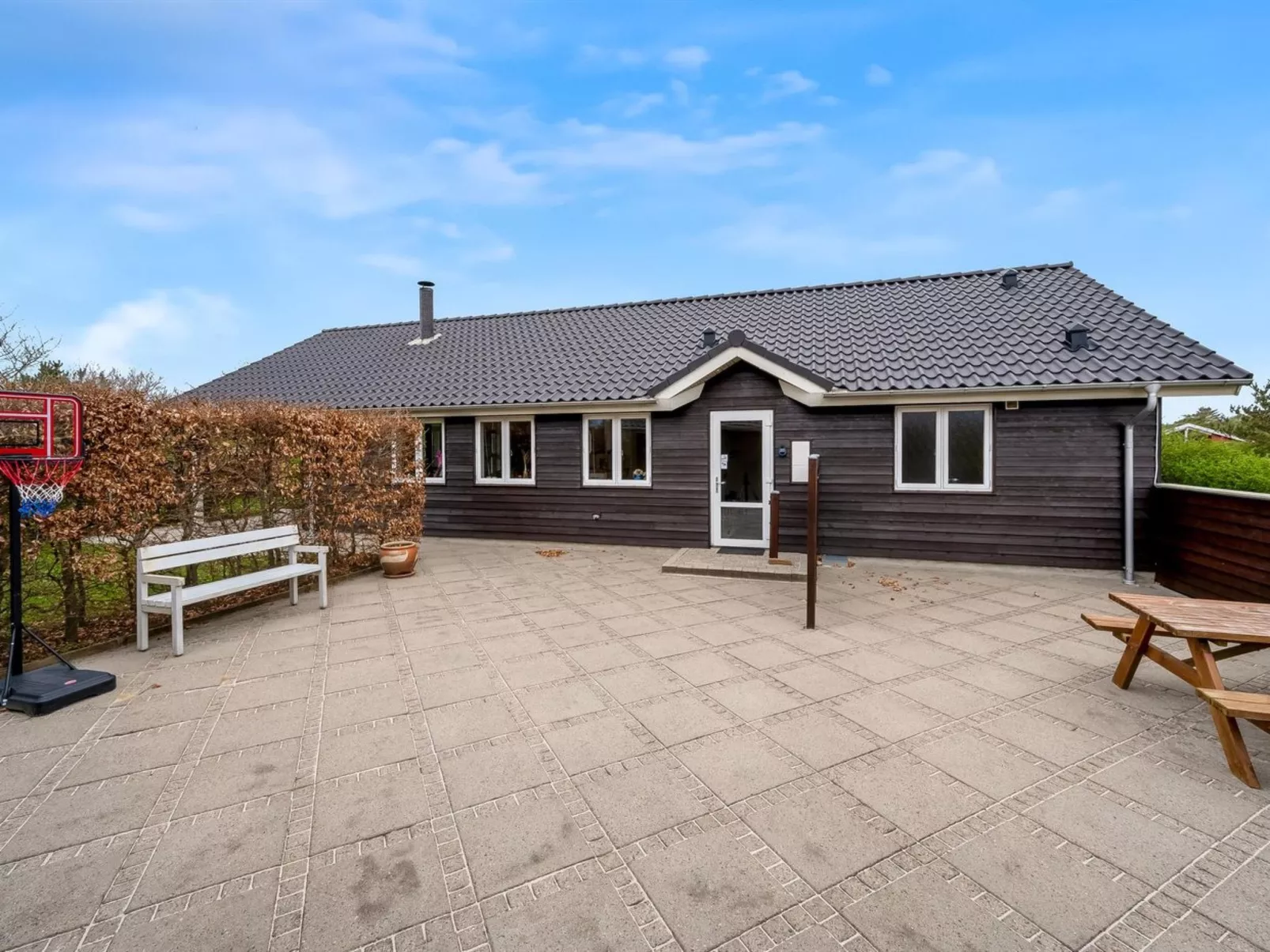 "Gertrud" - 950m to the fjord-Buiten