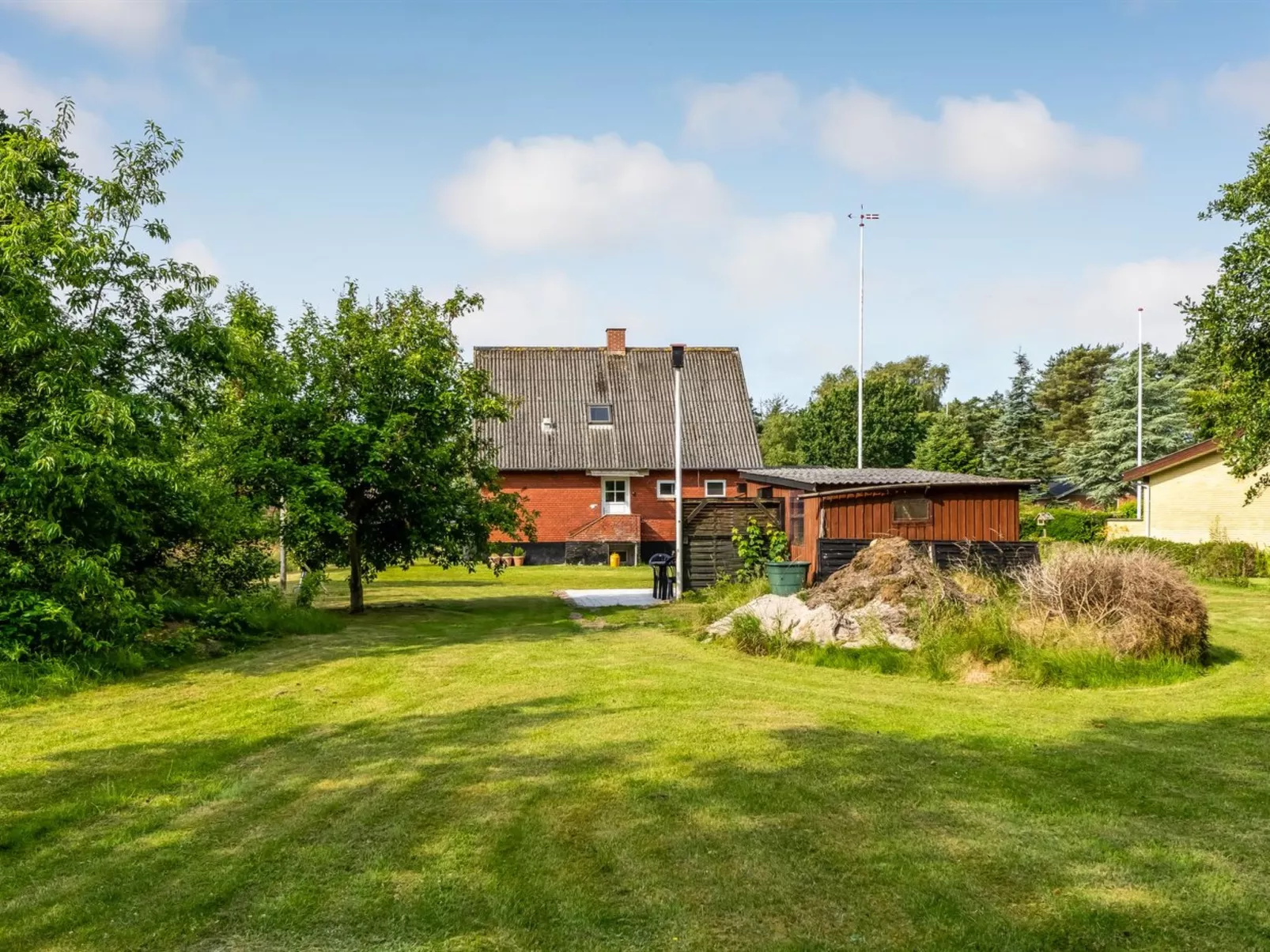 "Arben" - 900m from the sea-Buiten