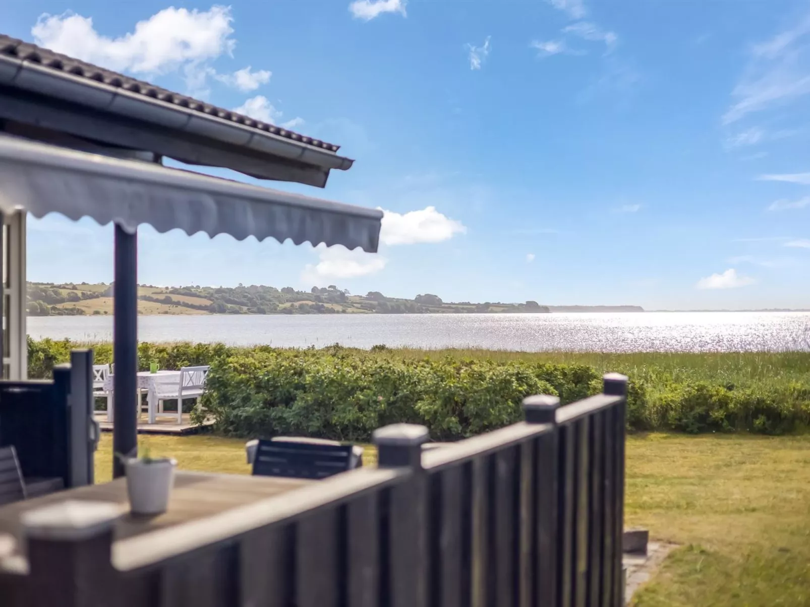 "Withger" - 20m from the sea-Buiten