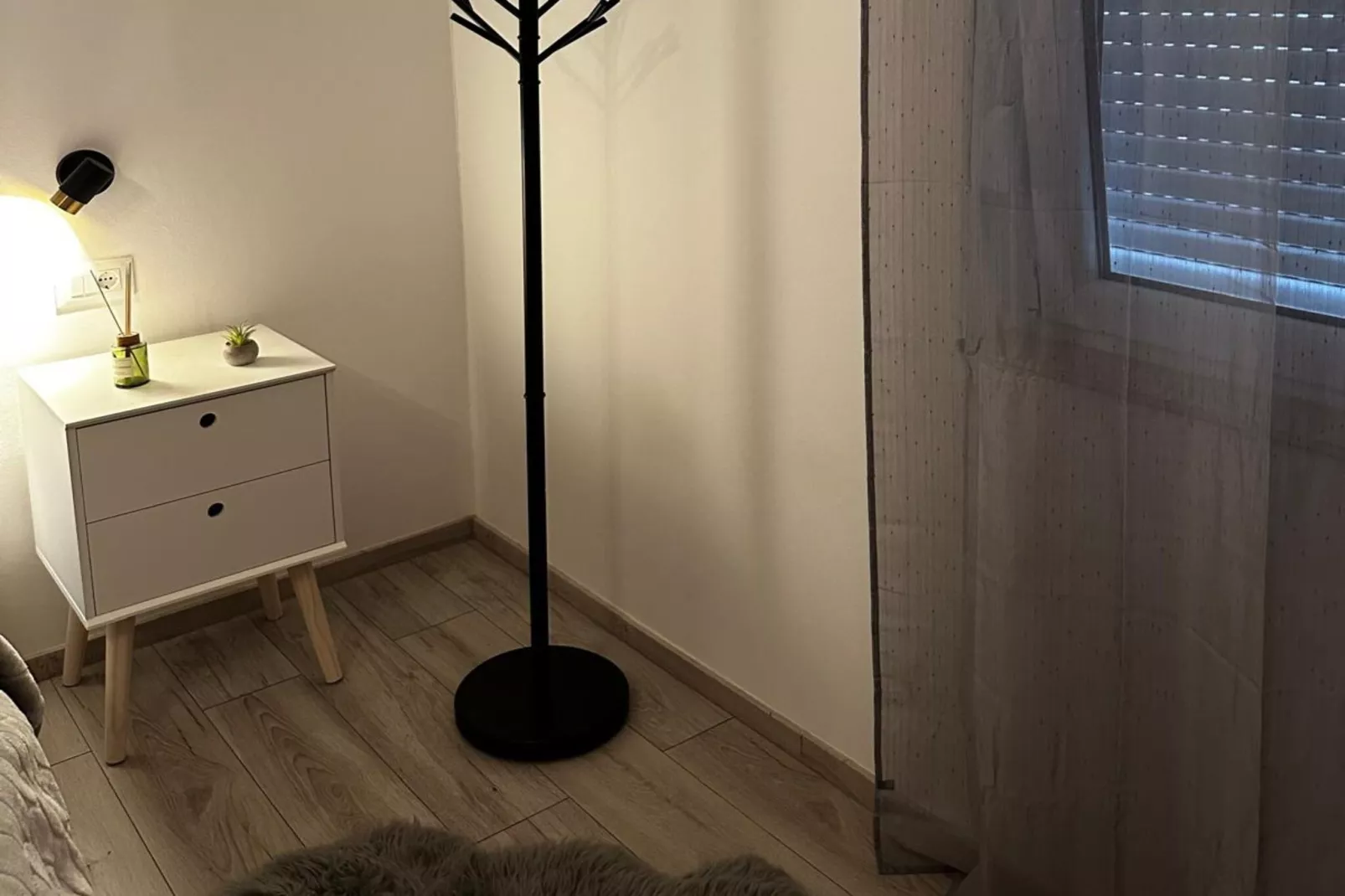 Apartment Ivan with Pool - Two Bedroom Apartment with Terrace and Swimming pool-Woonkamer