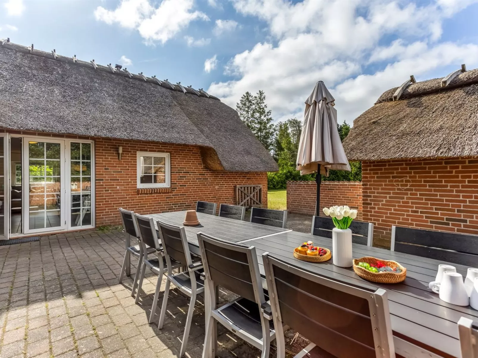 "Tara" - 900m from the sea-Buiten