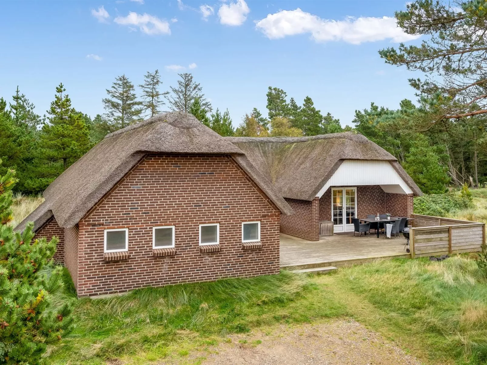 "Alisa" - 2km from the sea