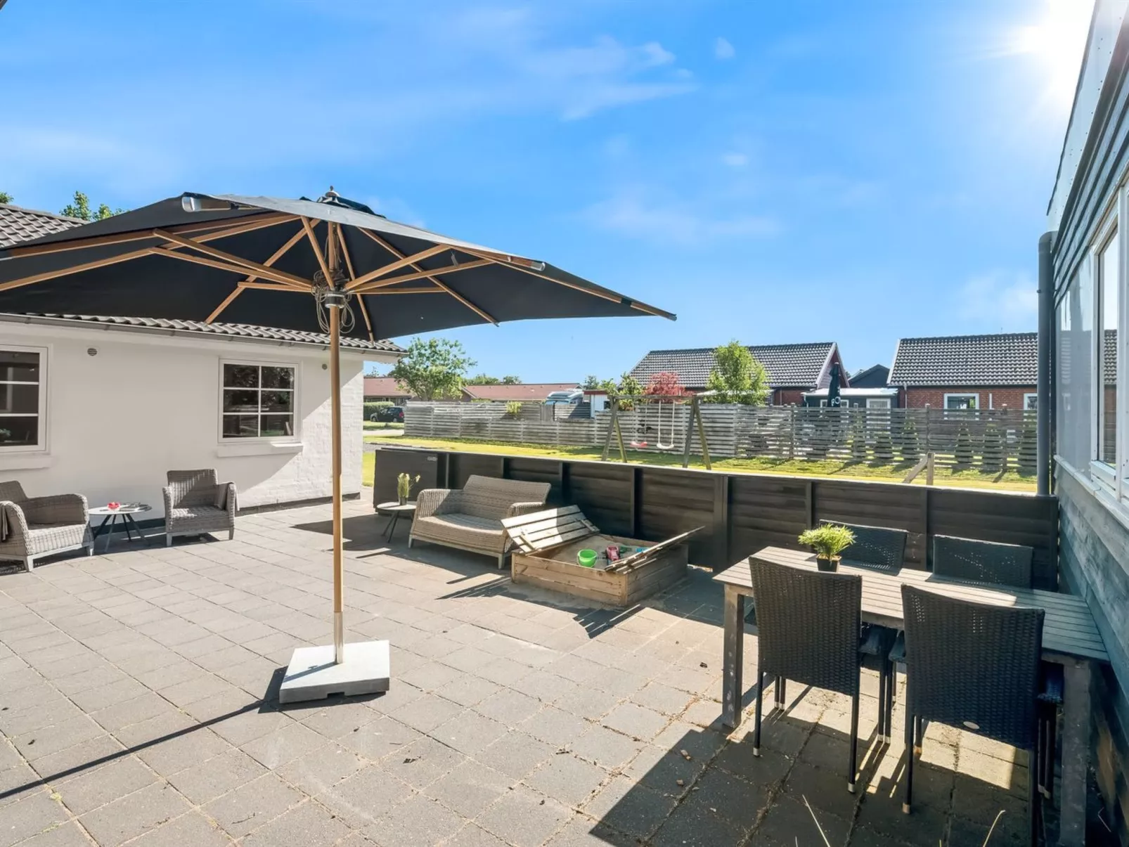 "Guthbrand" - 1.3km from the sea-Buiten