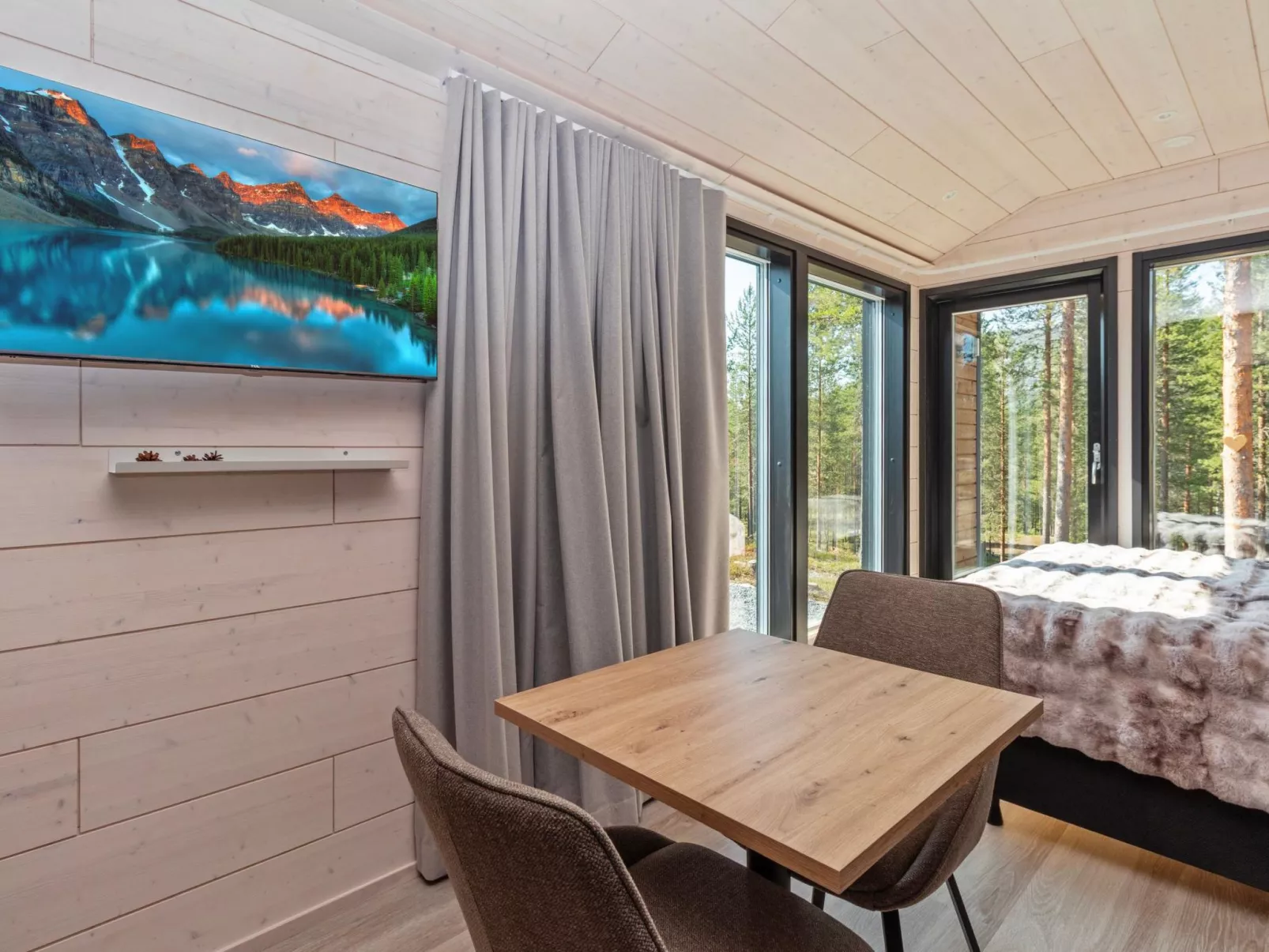 Visit pyhä cabins h