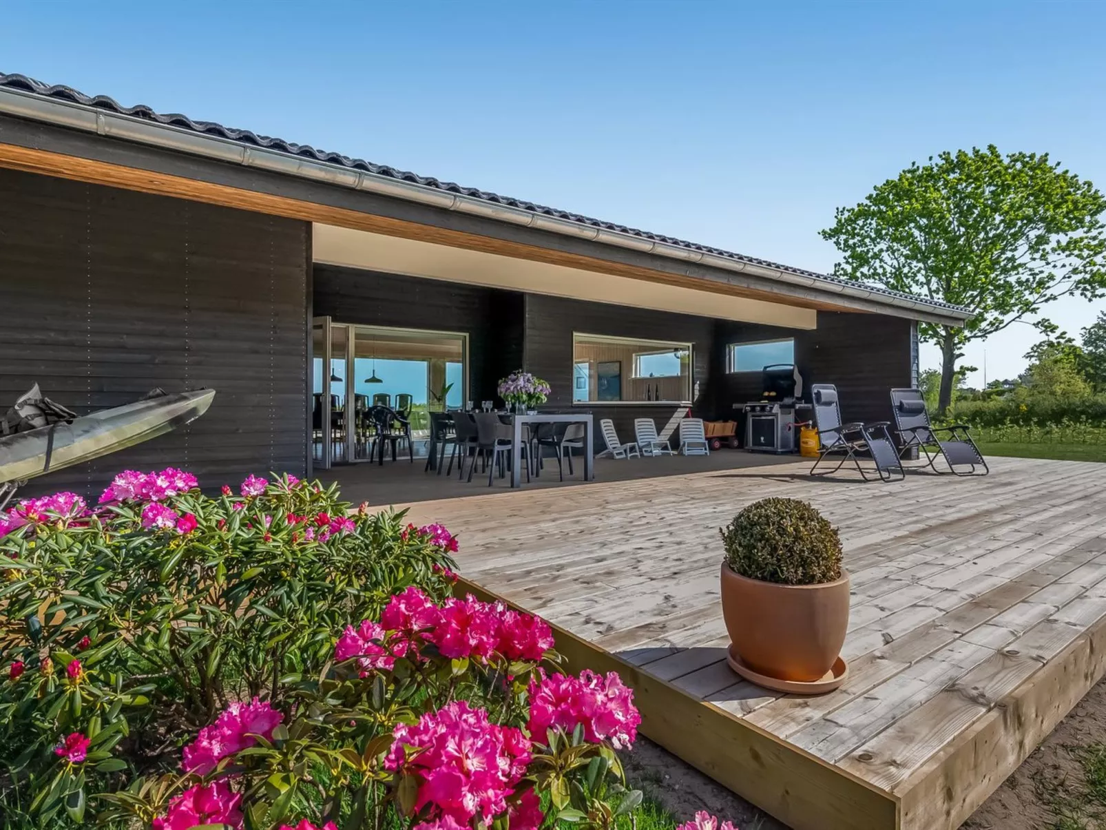 "Siljan" - 400m from the sea-Buiten