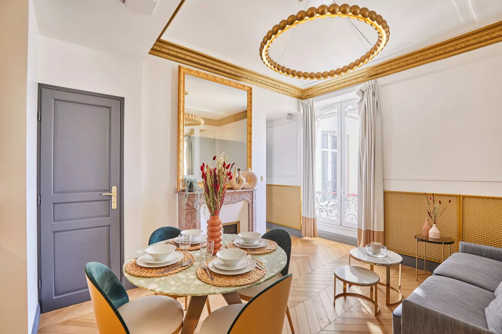 COLISEE B-Image-tags.