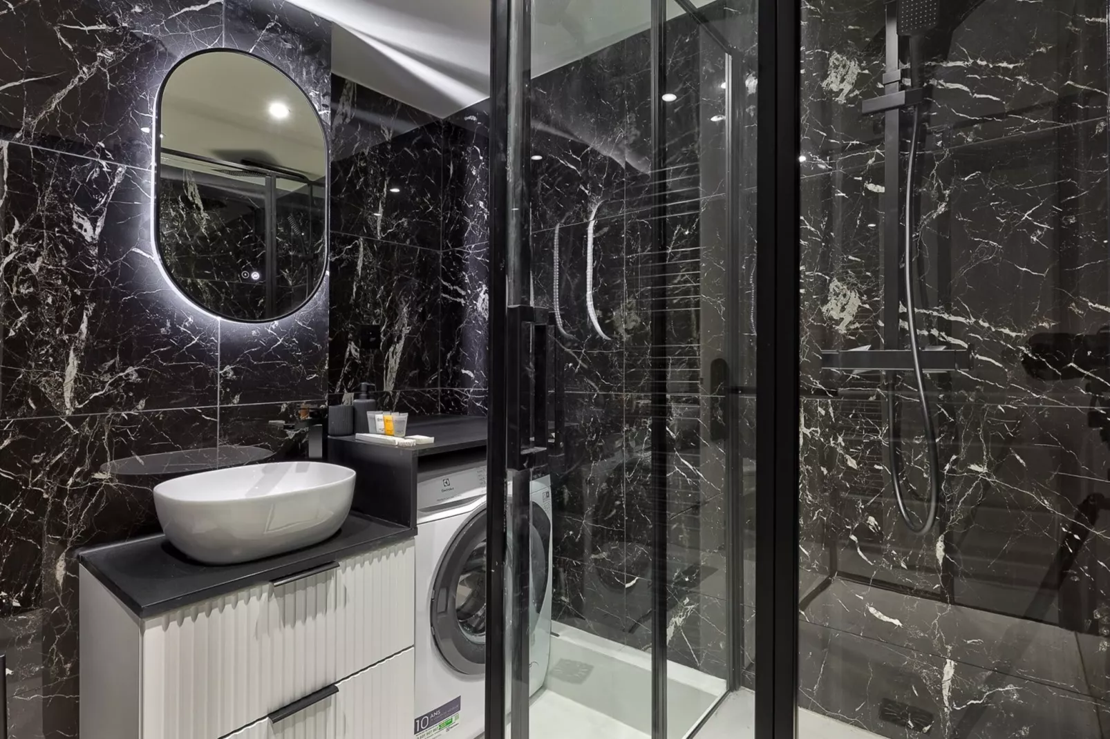 FONDARY 2-Image-tags.