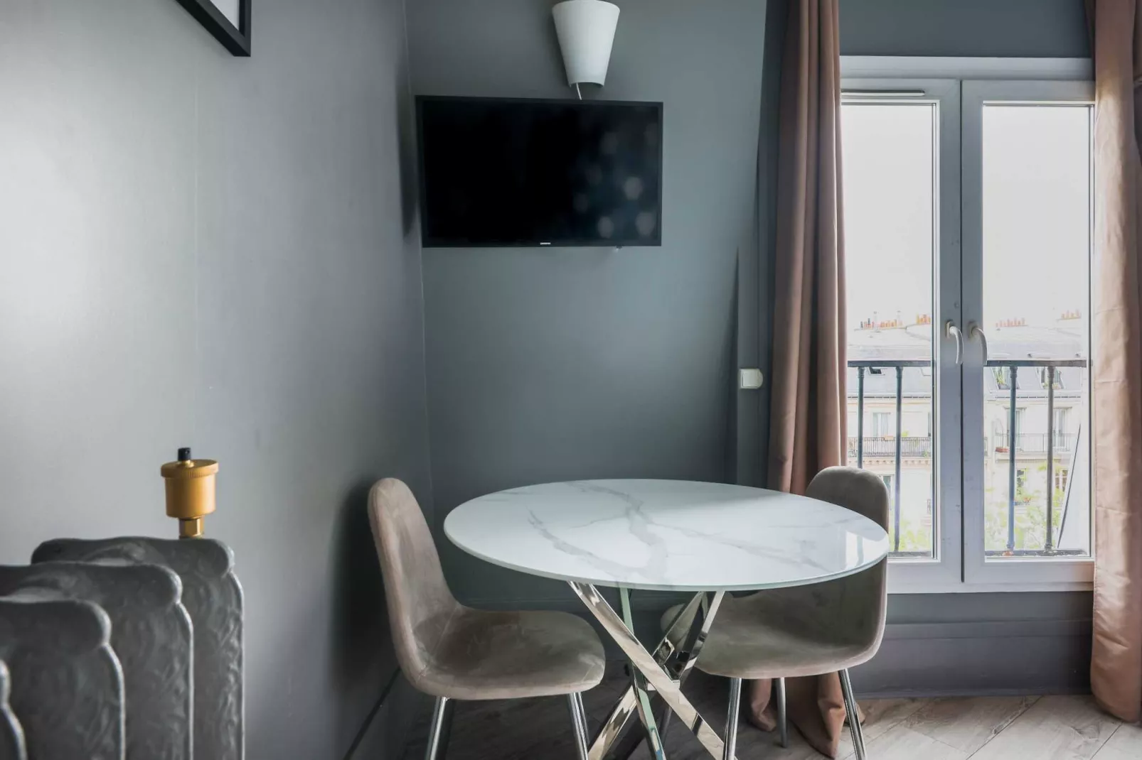 JT-17-MAGENTA-10-Niet-getagd