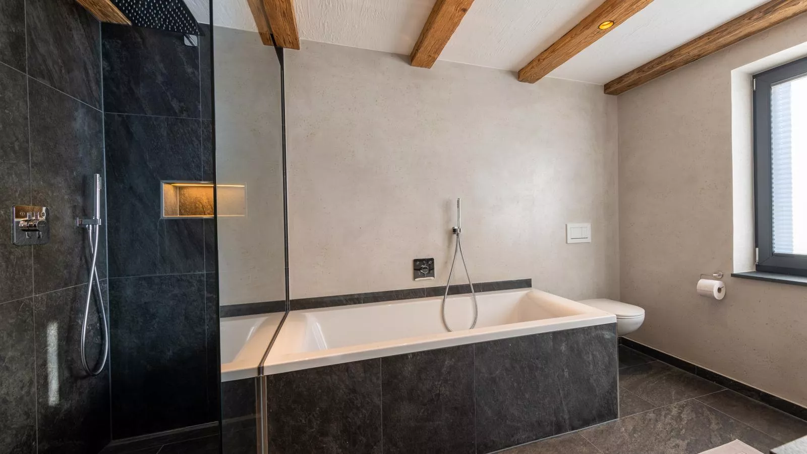 City Hide-Away Hahnenkamm Top 1-Badkamer