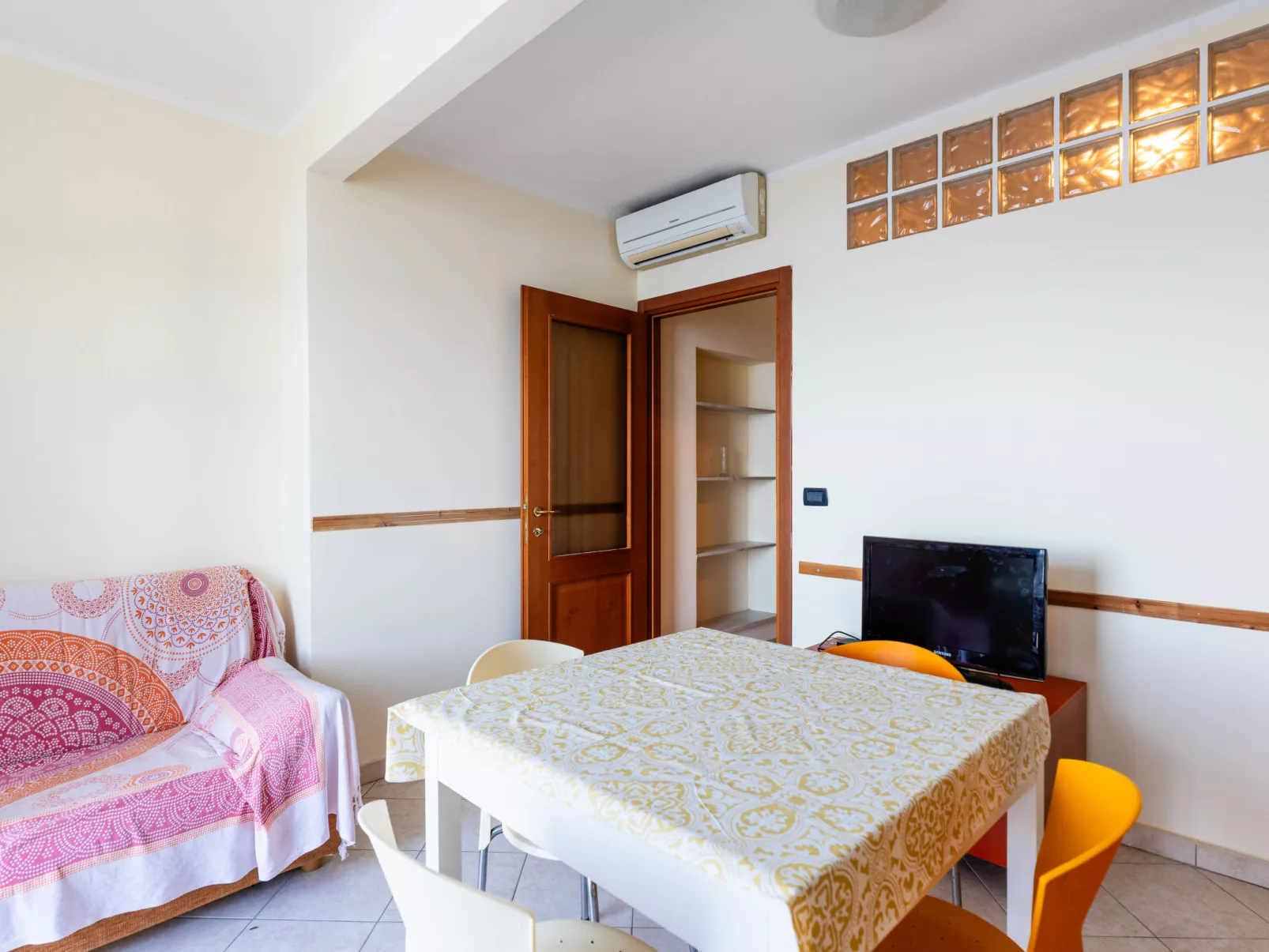 Casa sul Mare-Binnen