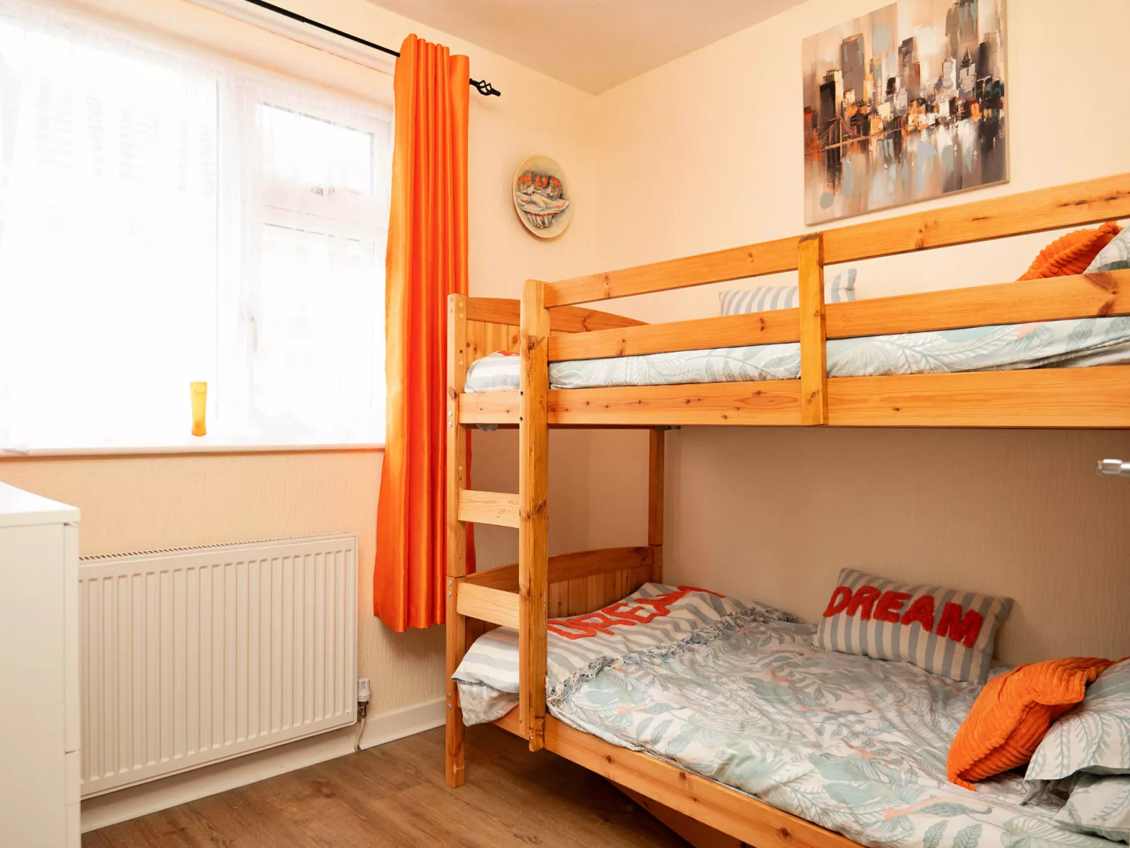 Llys Llewellyn-Binnen