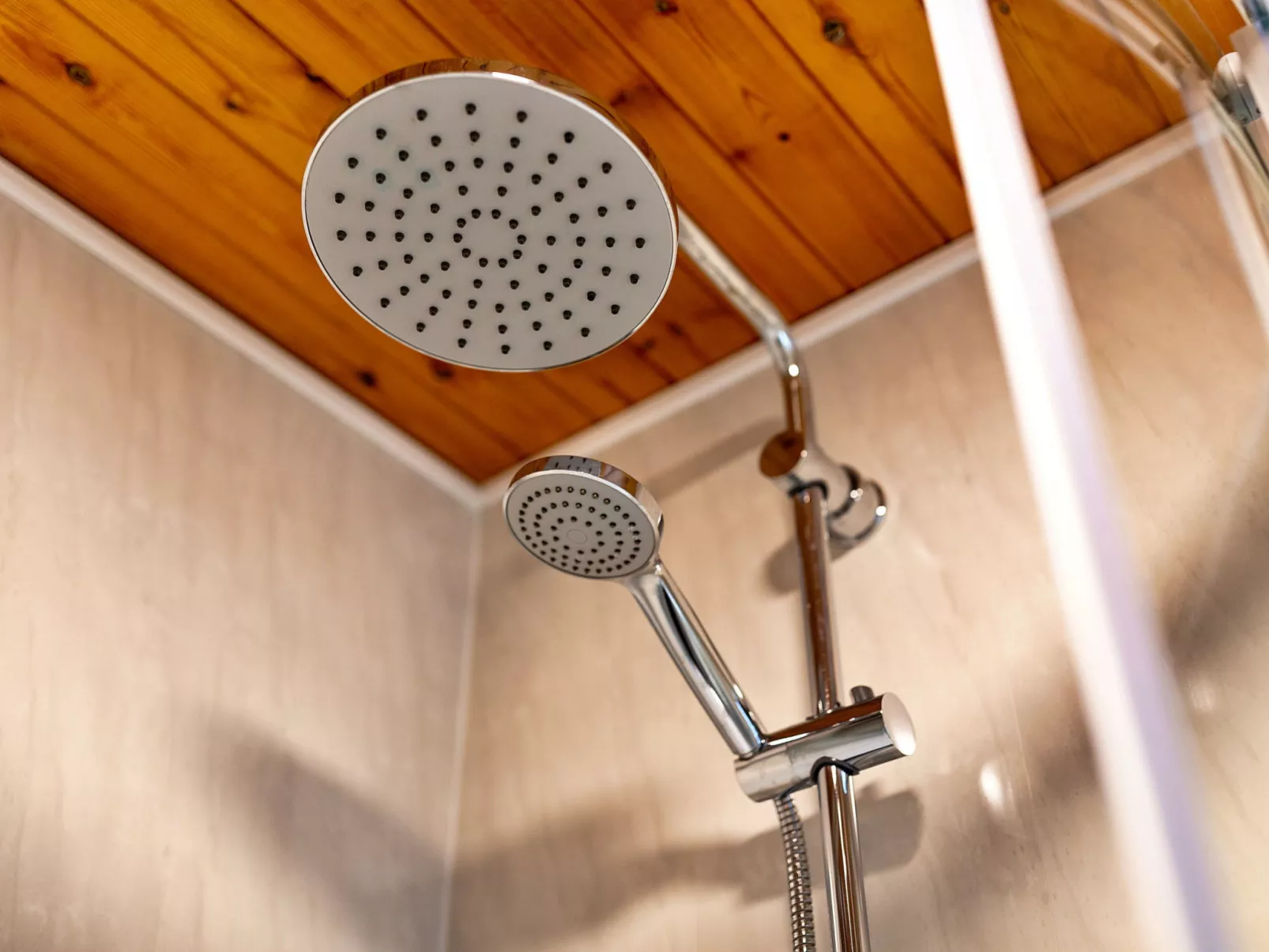 Woodstock Lodge-Binnen