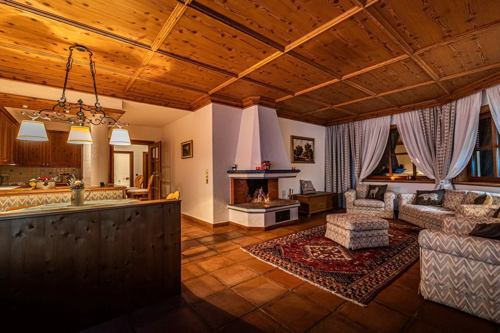 Bad Kleinkirchheim Lush and Spacious Villa with Indoor Pool and Wellness - Seven Bedroom Villa-Woonkamer