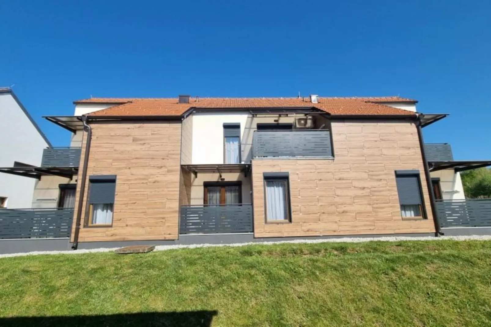 One Bedroom Apartment with Terrace-Buitenlucht