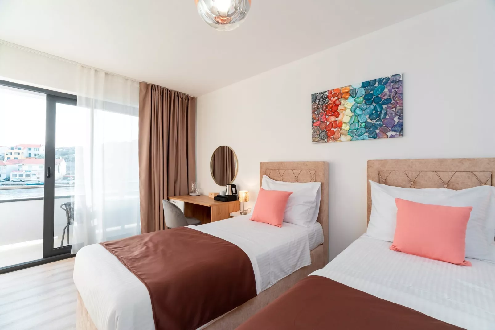 Apartments & Rooms Fisherman's Luck - Superior Twin Room with Balcony and Sea View-Slaapkamer