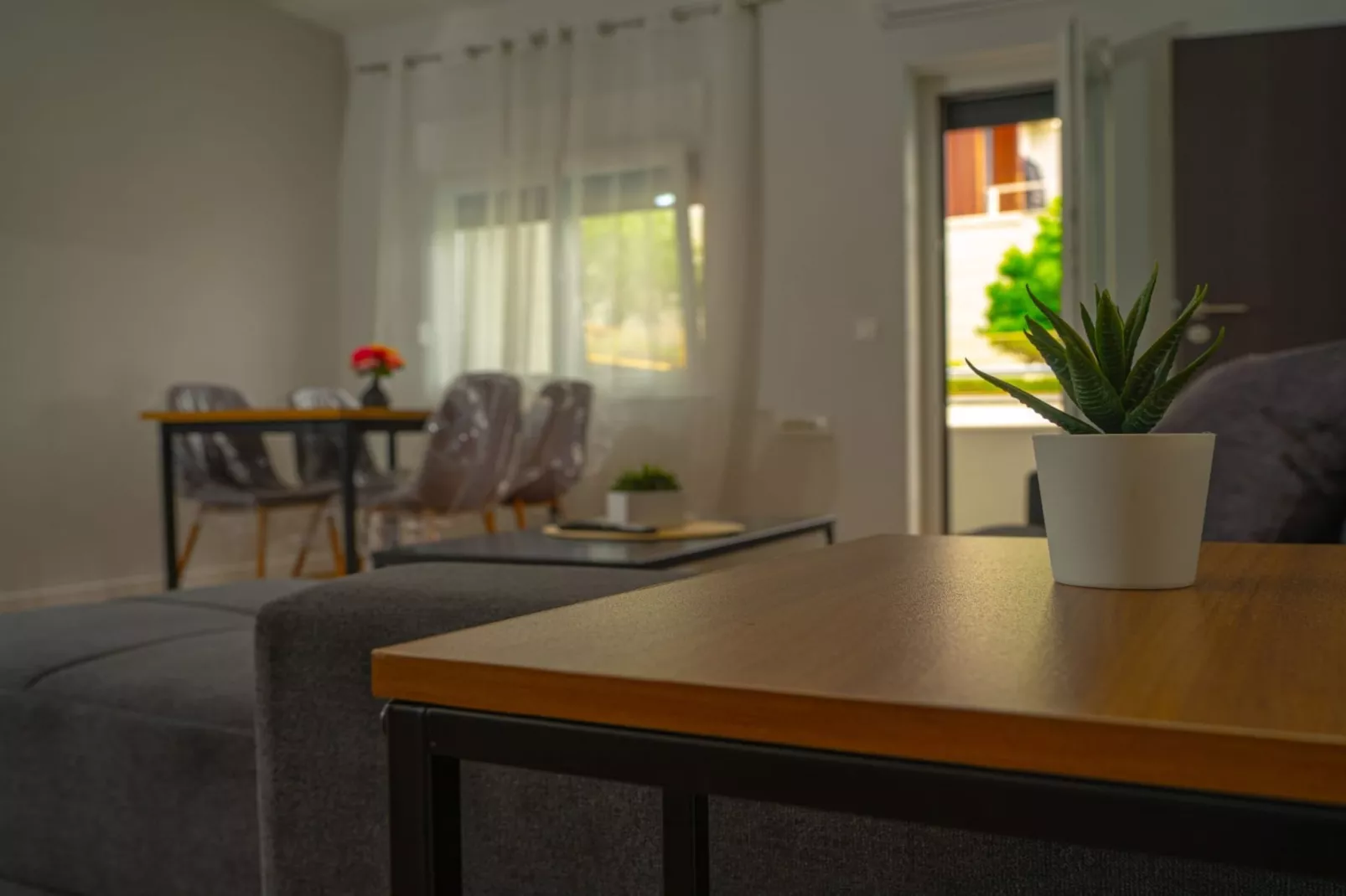 One-Bedroom apartment Standard (A2)-Eetkamer