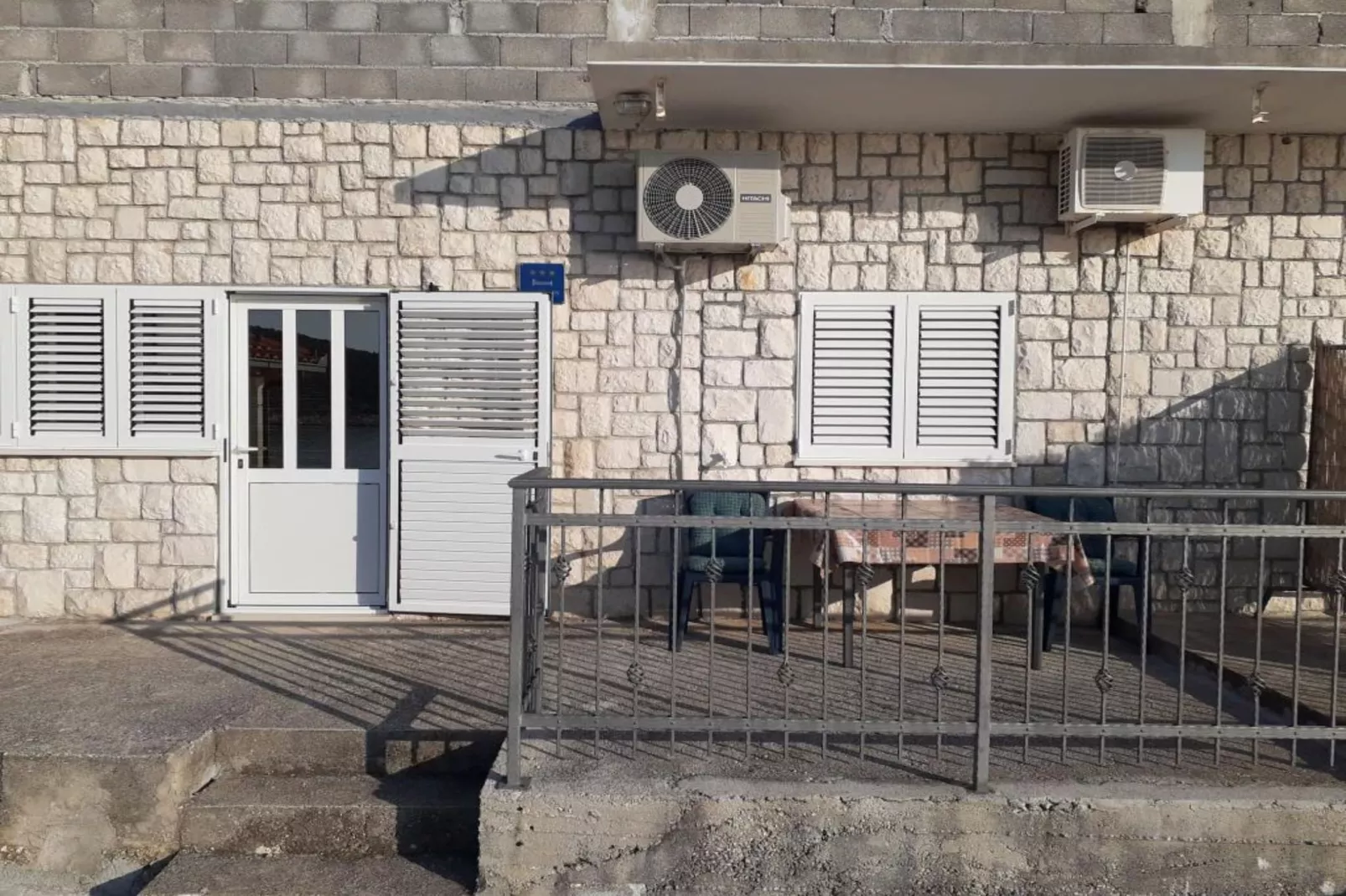 Two-Bedroom Apartment With Sea View Ap 1-Buitenlucht