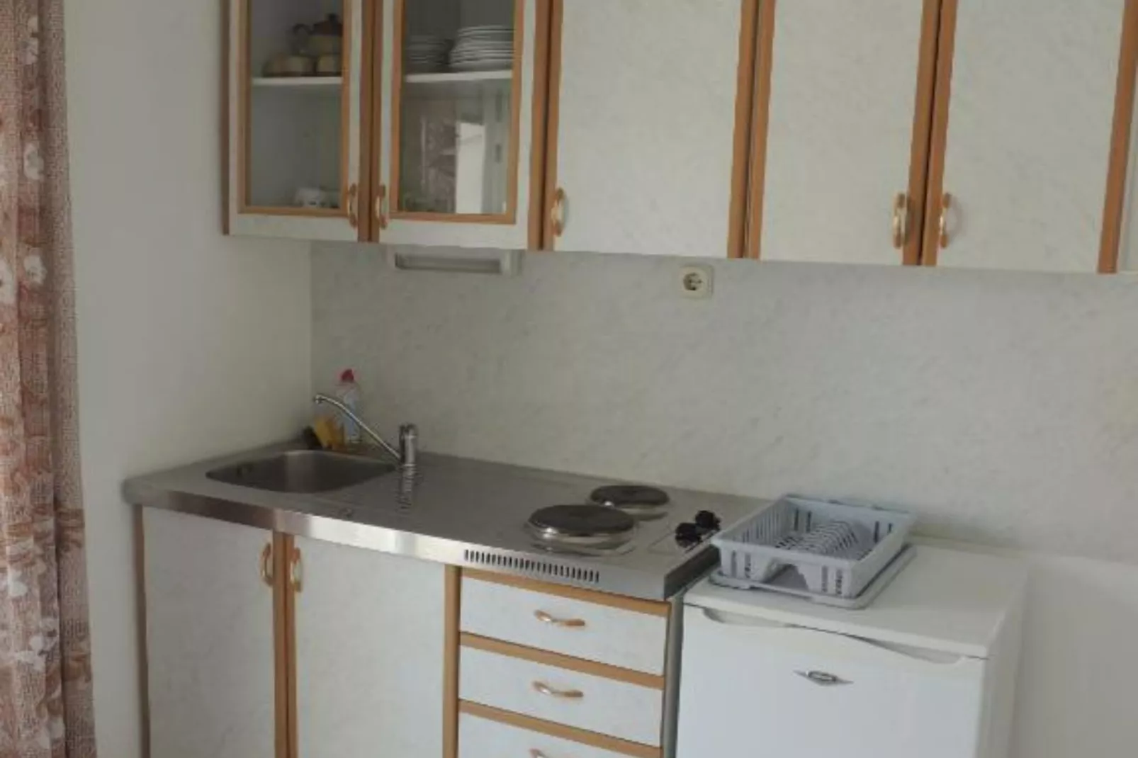 One Bedroom Apartment (A1)-Keuken