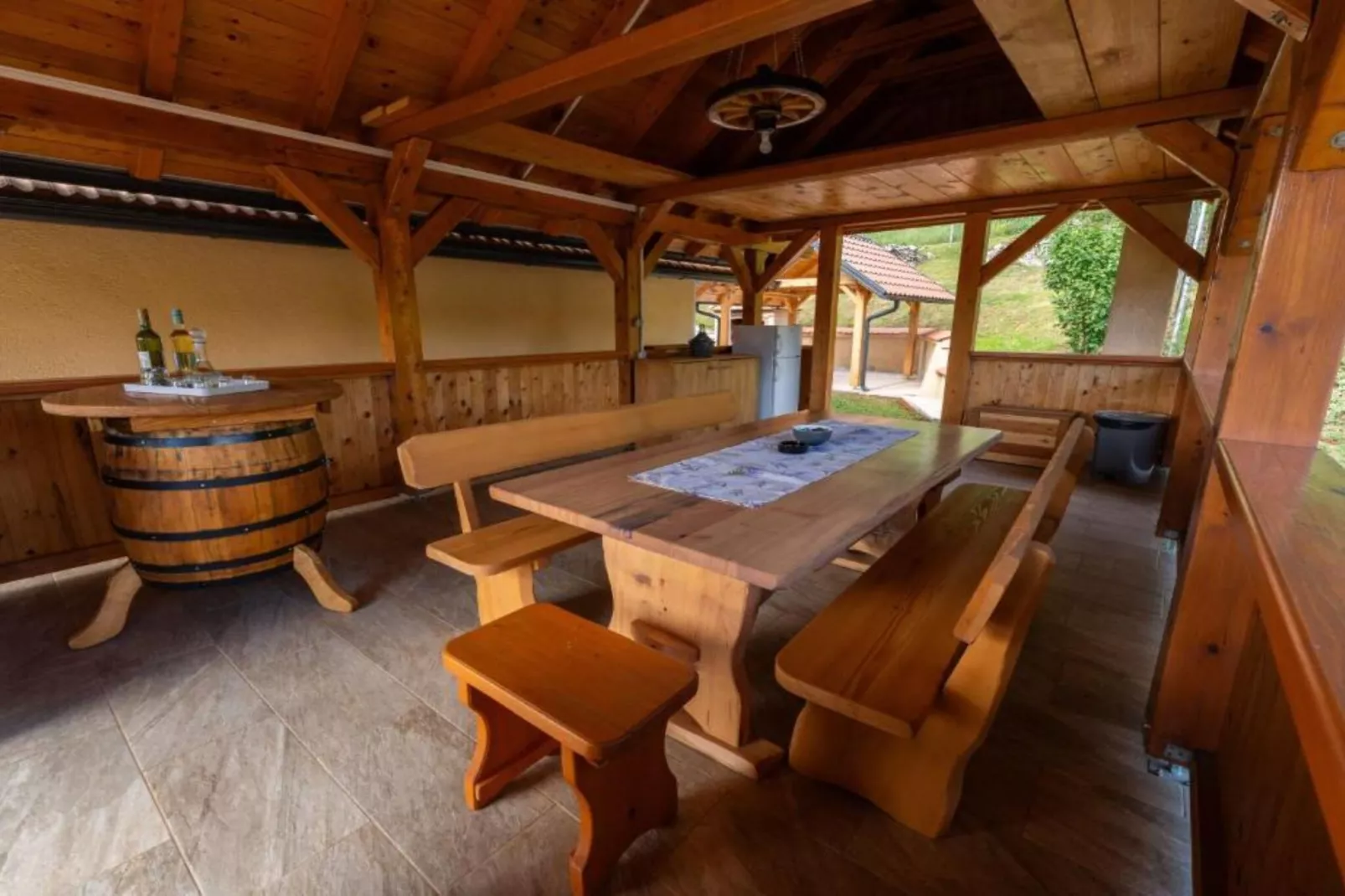 Villa Narnia - Three Bedroom Villa-Eetkamer